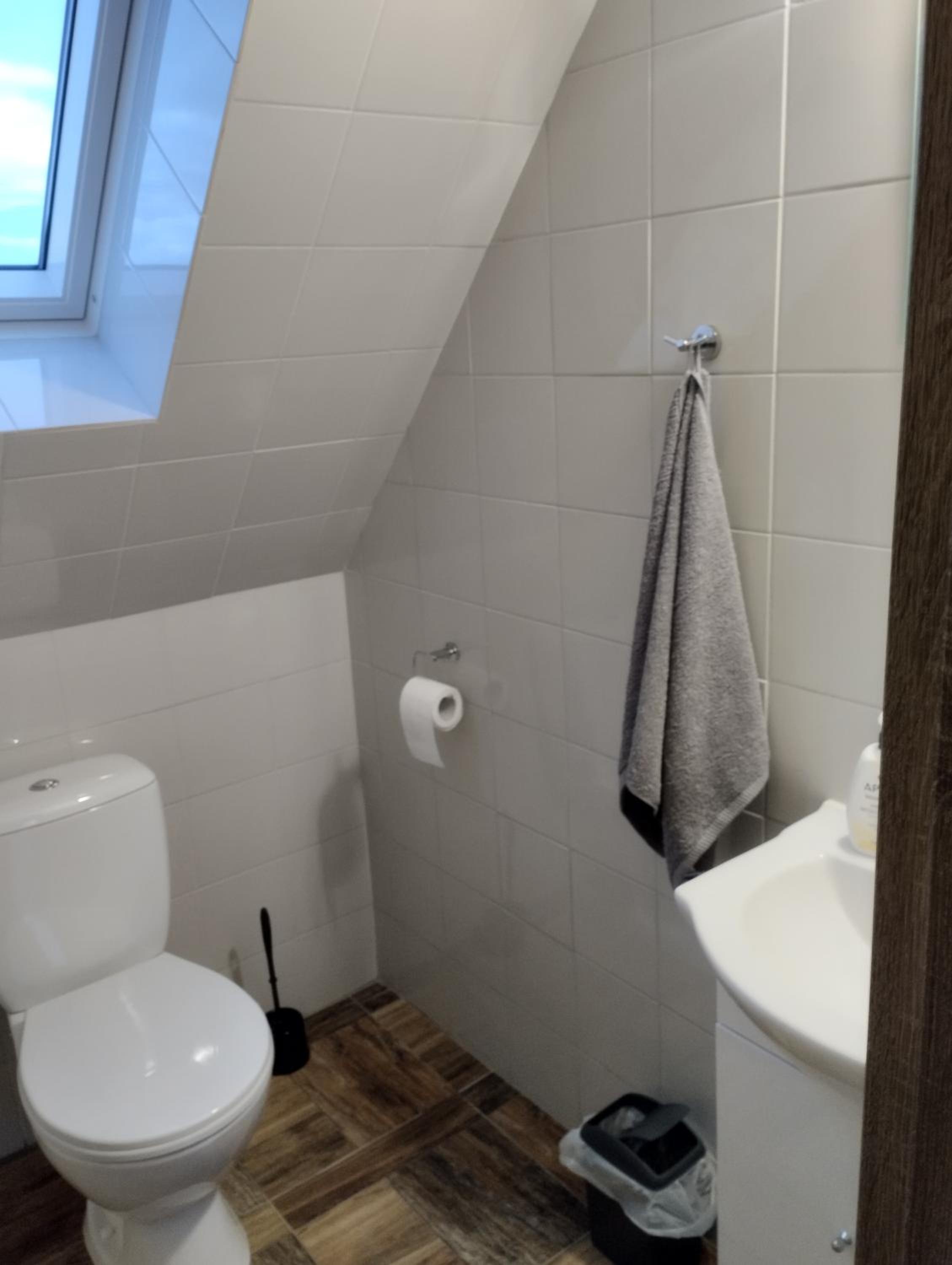 Double or Twin Room with Bathroom - Photo 1