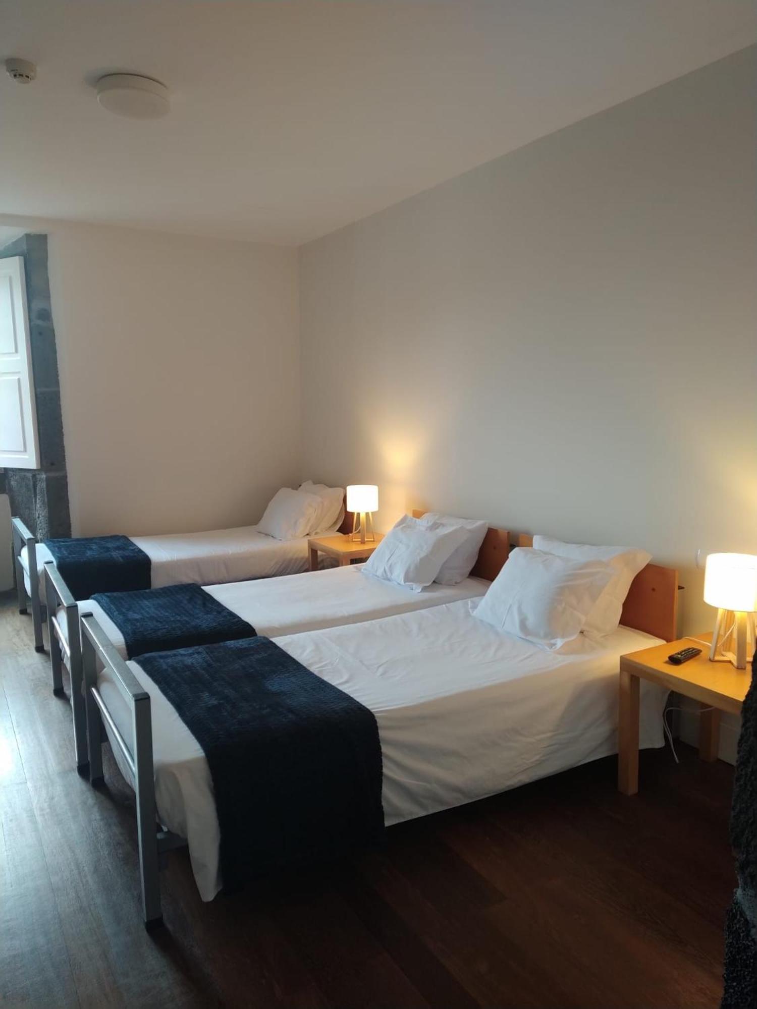 Triple Room with Private Bathroom photo 1