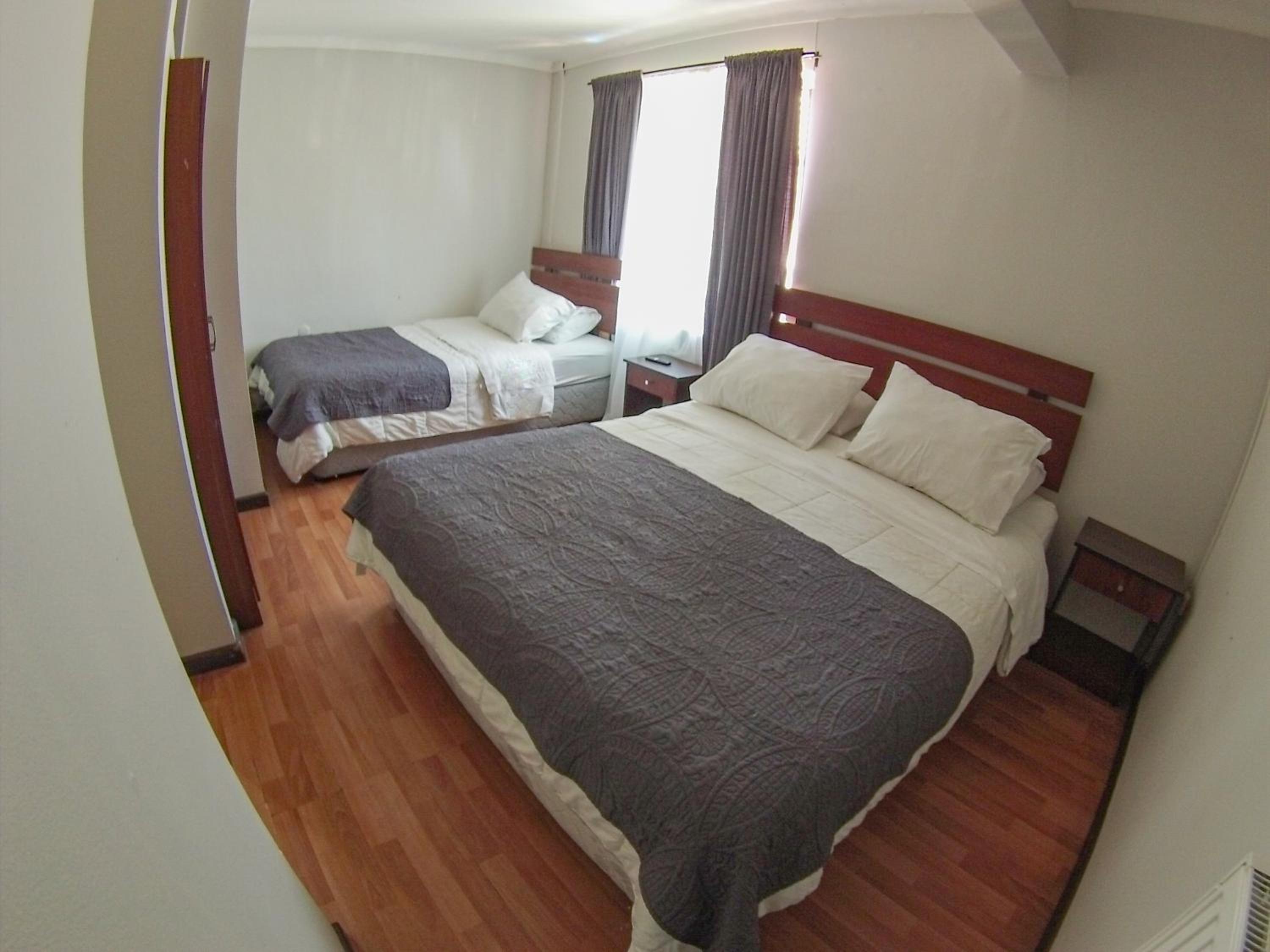 Twin Room with Private Bathroom photo 1