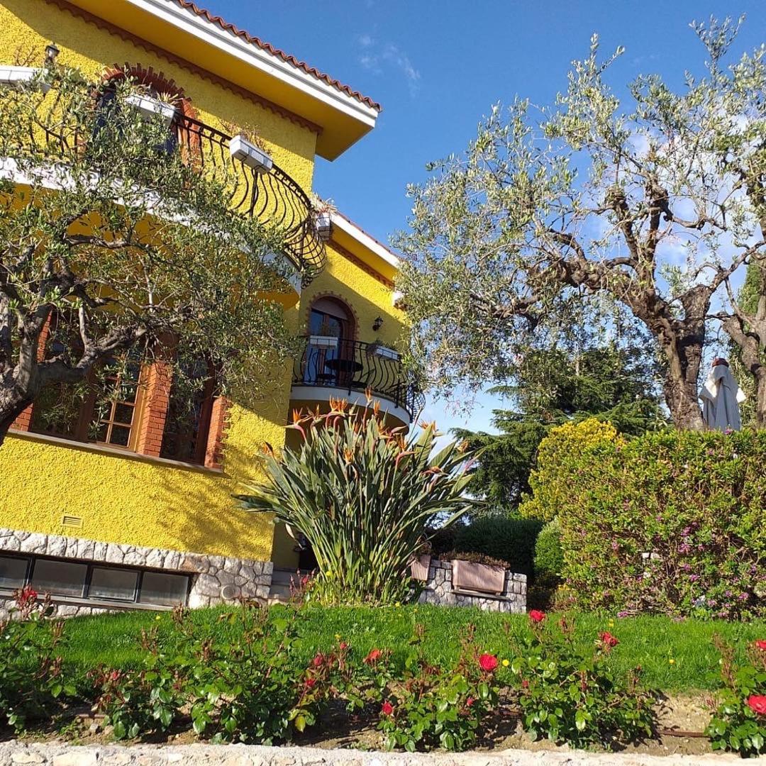 Villa with Private Pool photo 2