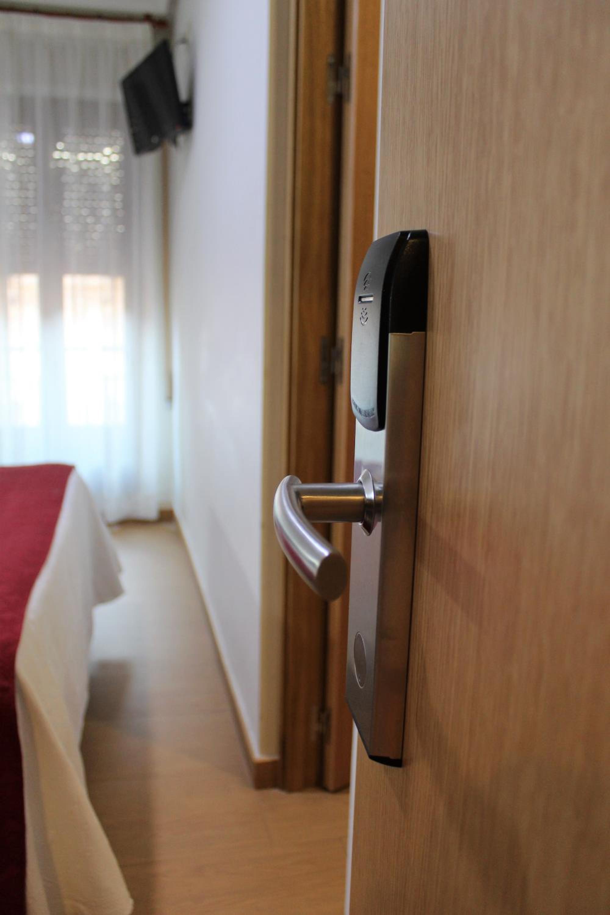 Double Room Exterior - Photo 6