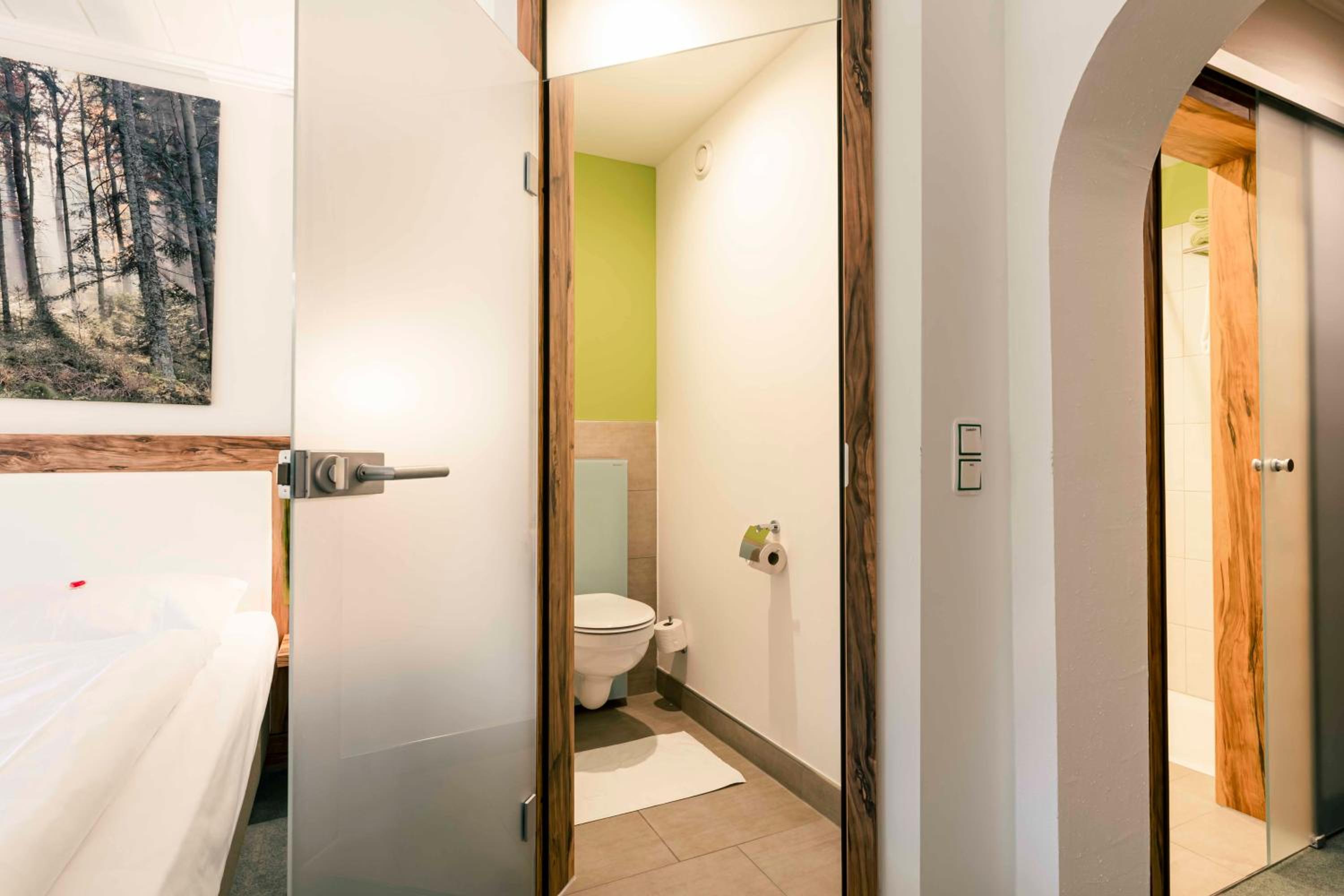 Premium Twin Room photo 2