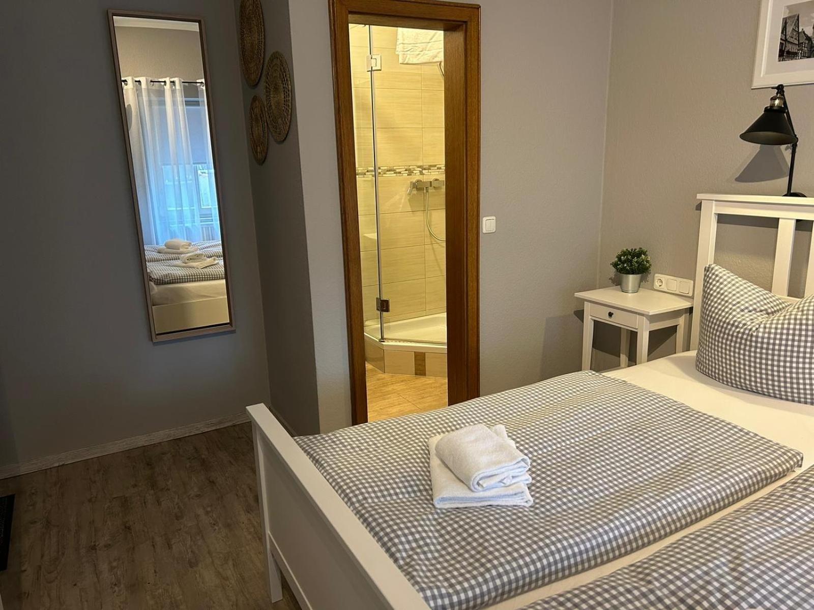 Double Room - Photo 11
