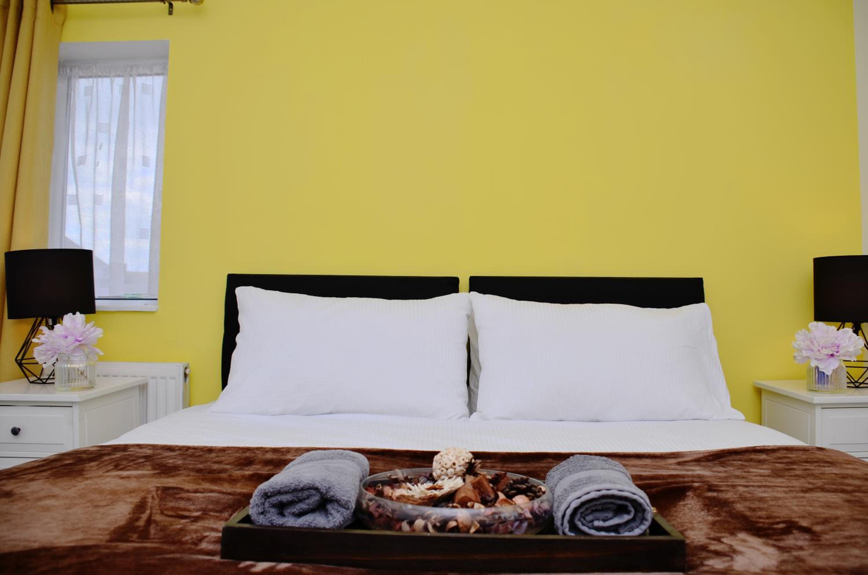 Double Room with Shared Bathroom photo 1