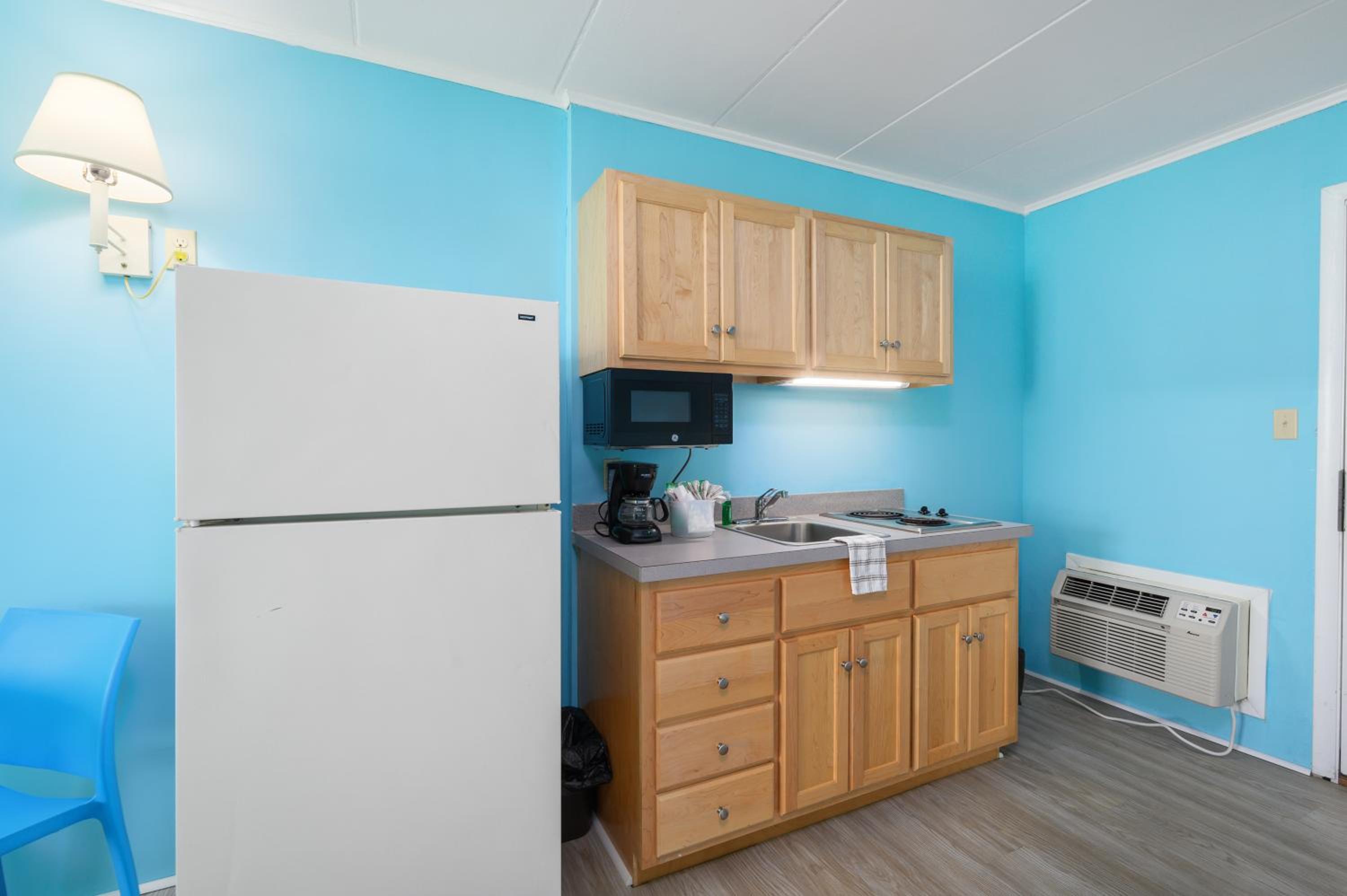 Street View Efficiency, Upper Floor - Photo 11