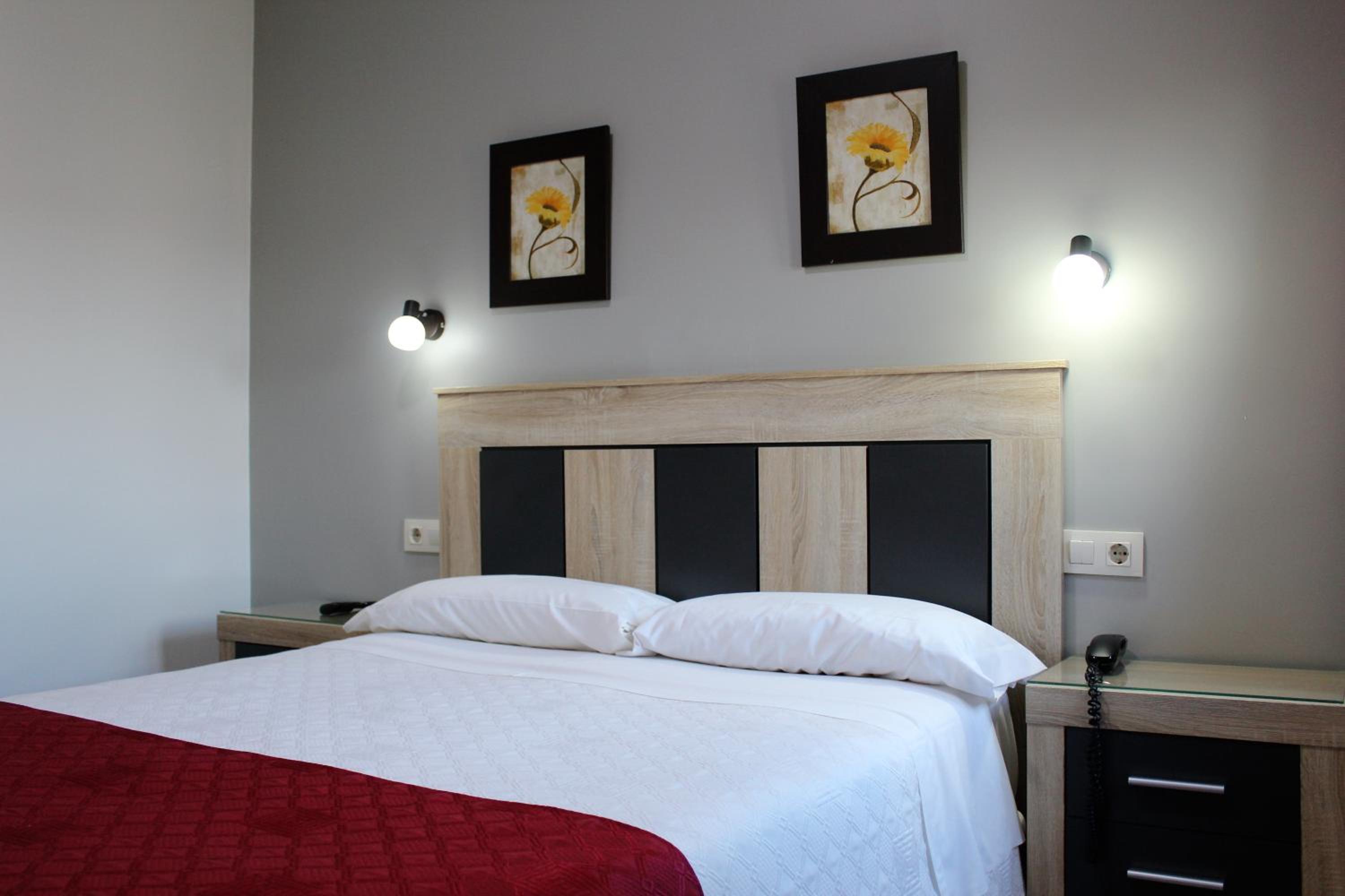 Double Room - Photo 4