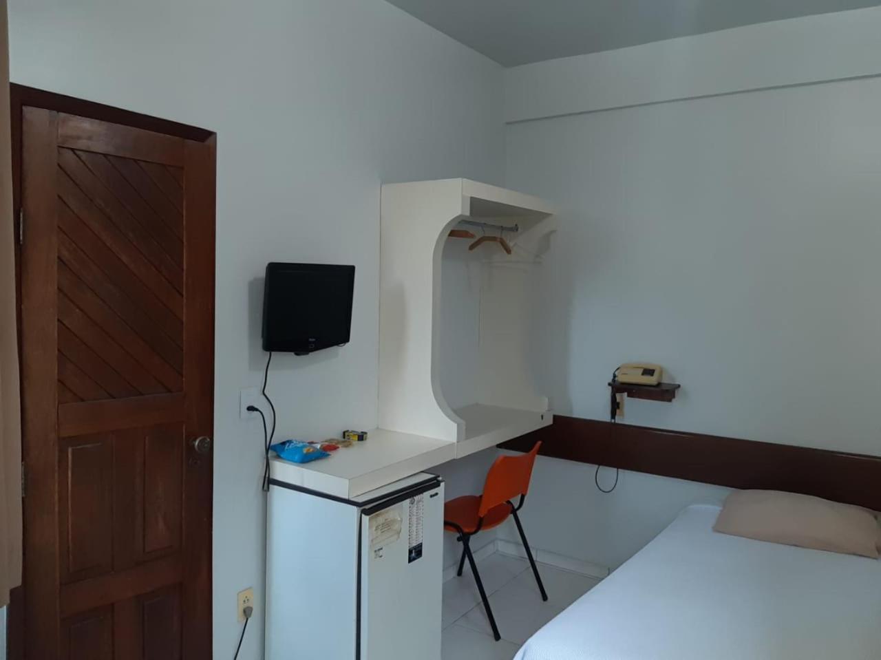 Single Room photo 2