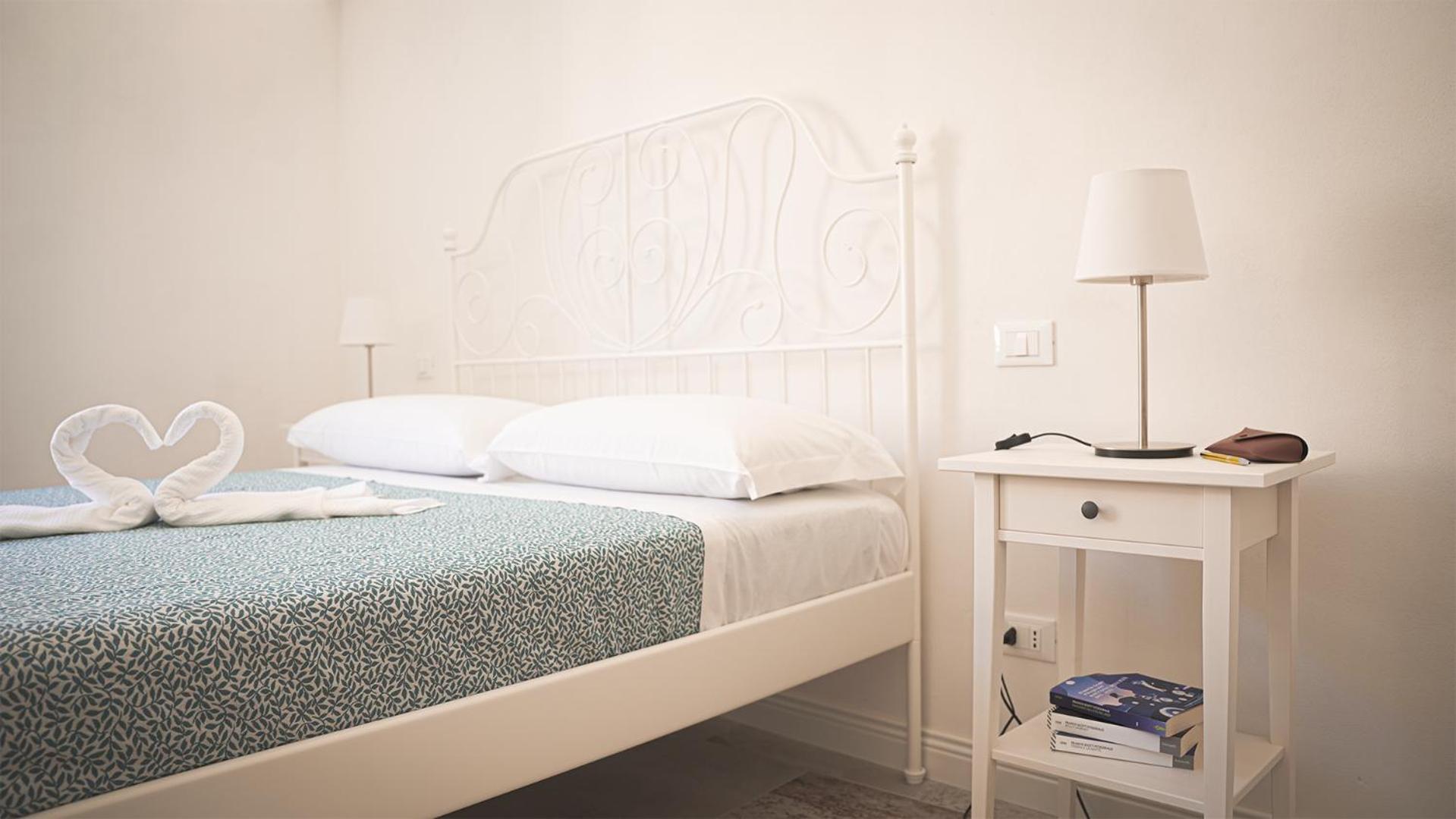 Deluxe Room (2 Adults + 1 Child) photo 1