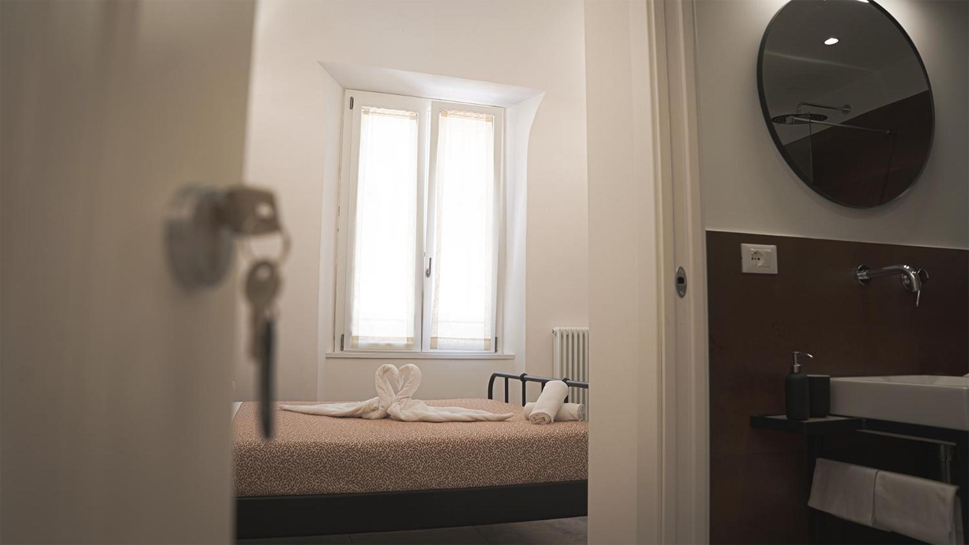Double Room with Private Bathroom photo 1