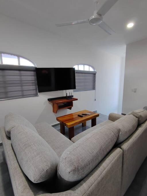 Apartment photo 2