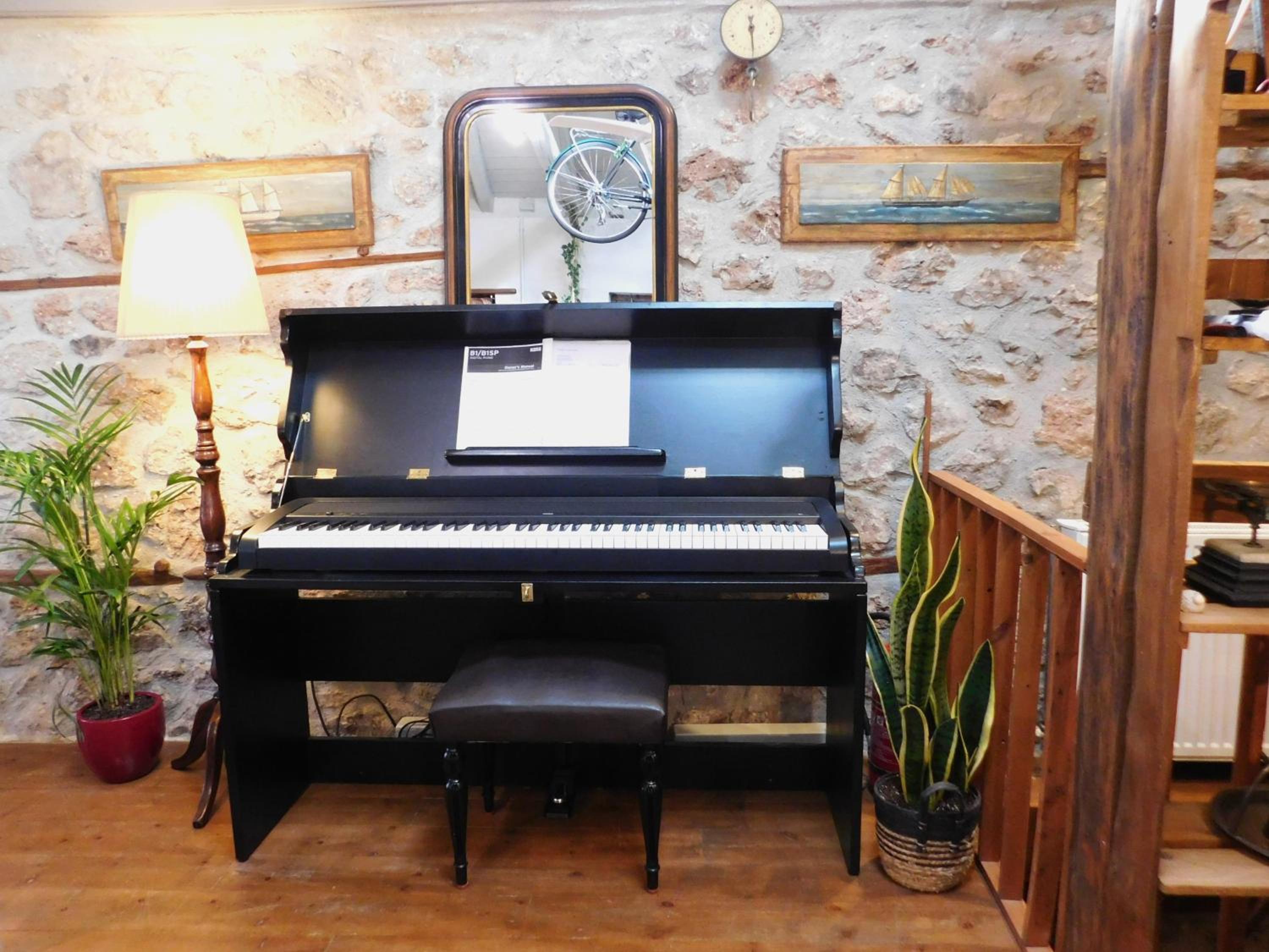 Three-Bedroom Townhouse - Photo 28