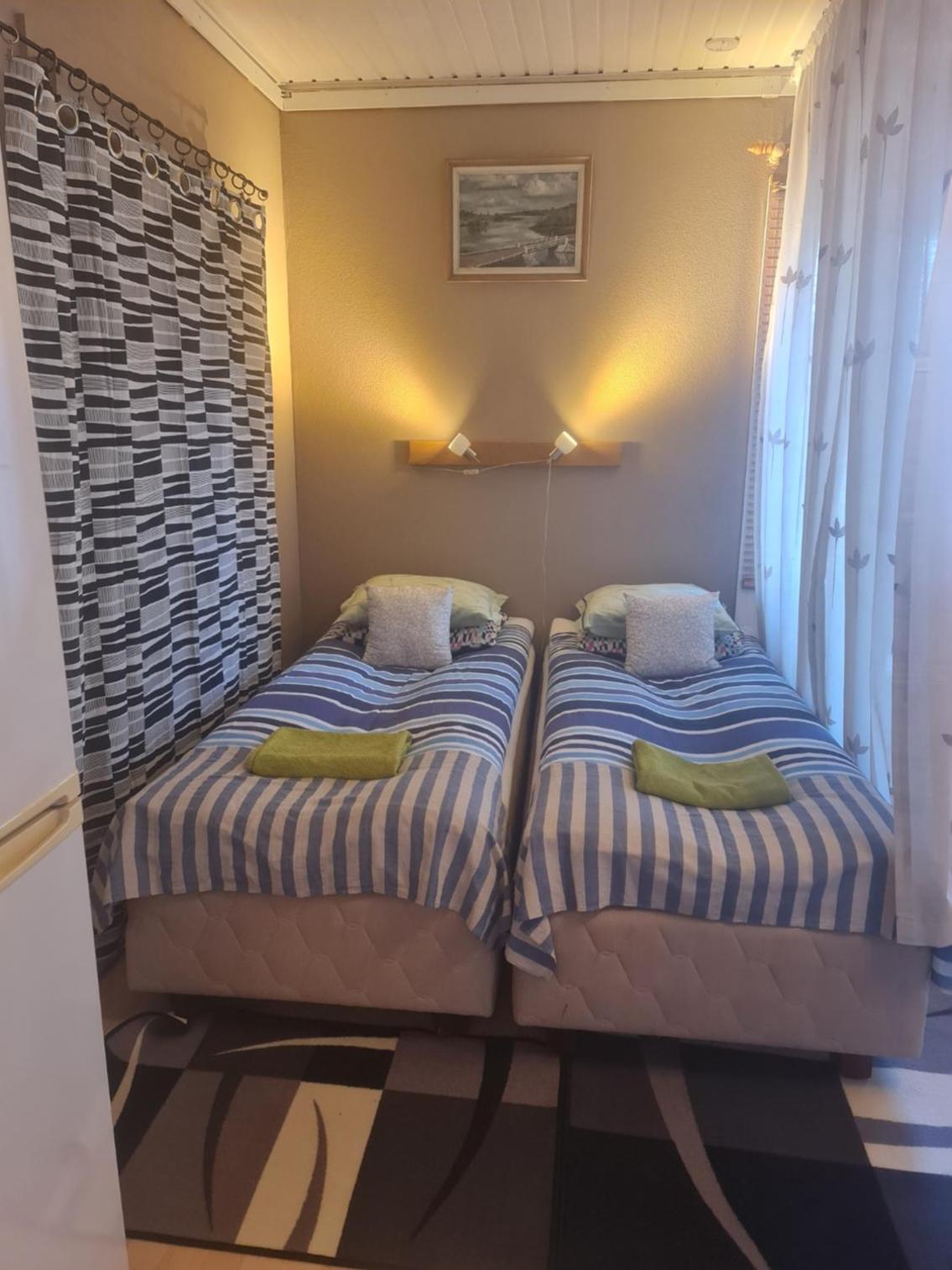 One-Bedroom Apartment - Photo 6
