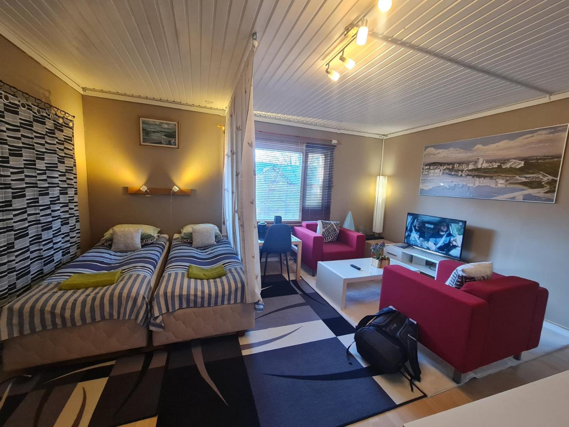 One-Bedroom Apartment - Photo 1