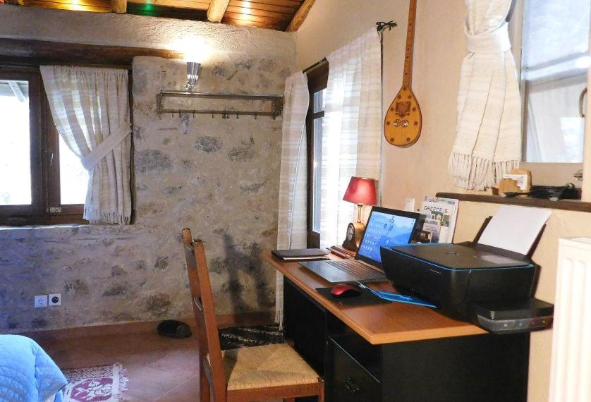 Three-Bedroom Townhouse - Photo 36