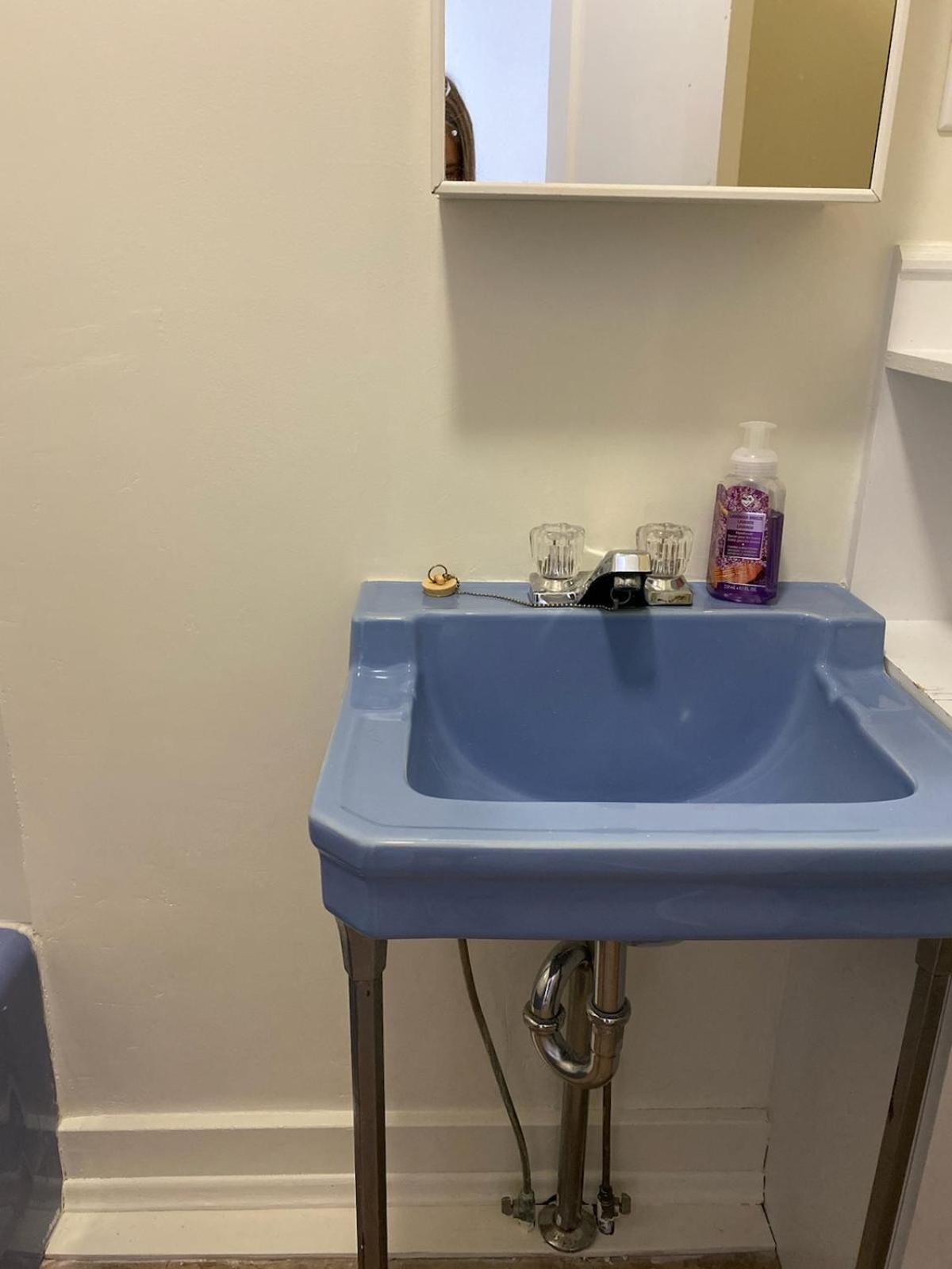 Standard Double Room with Shared Bathroom photo 3