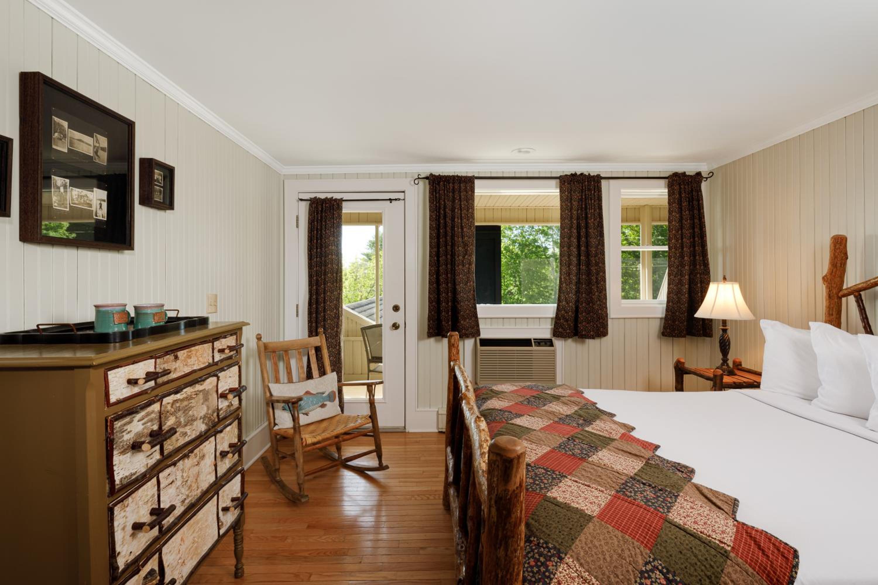 Queen Room