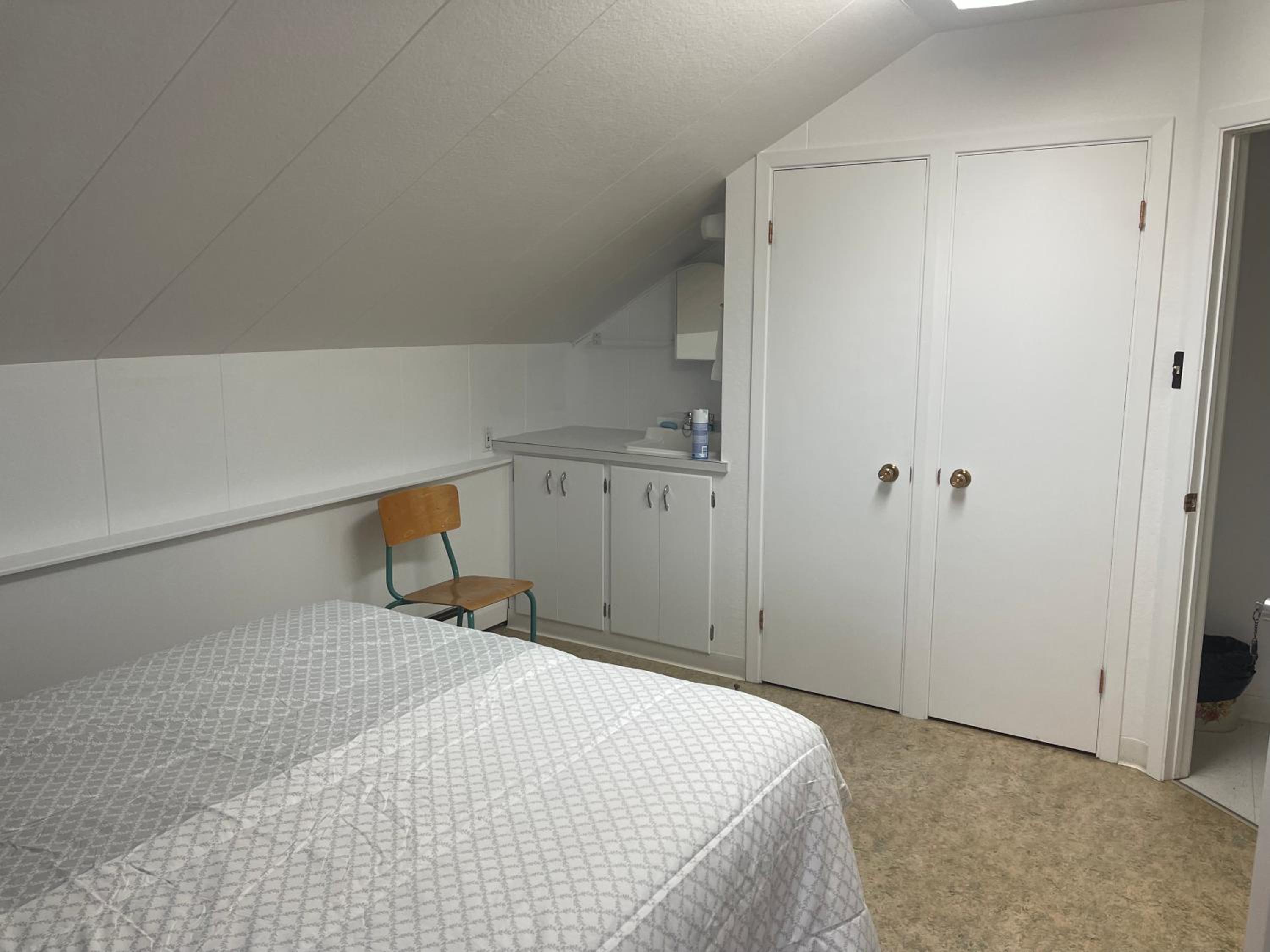 Standard Double Room with Shared Bathroom photo 3