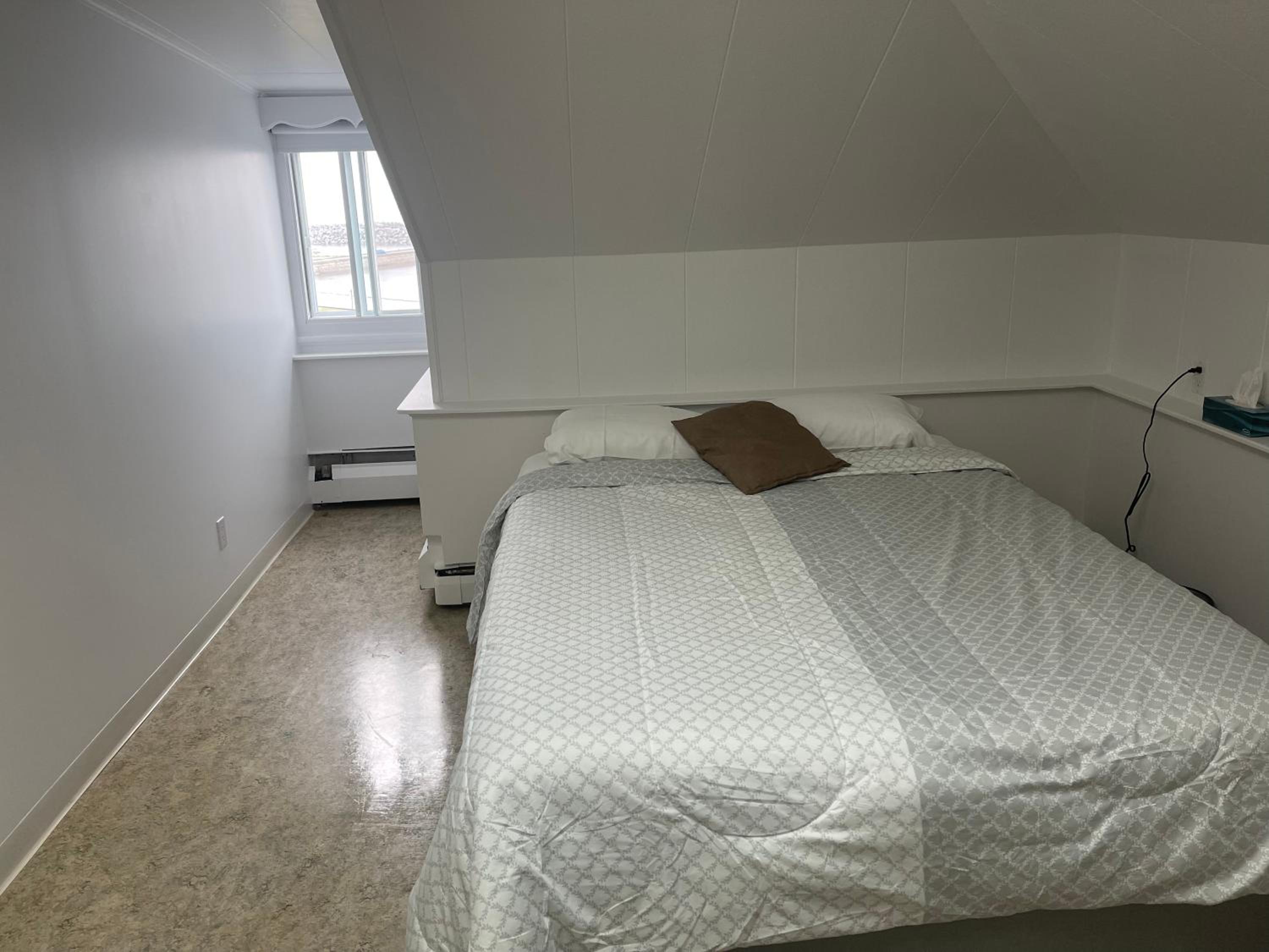 Standard Double Room with Shared Bathroom photo 2