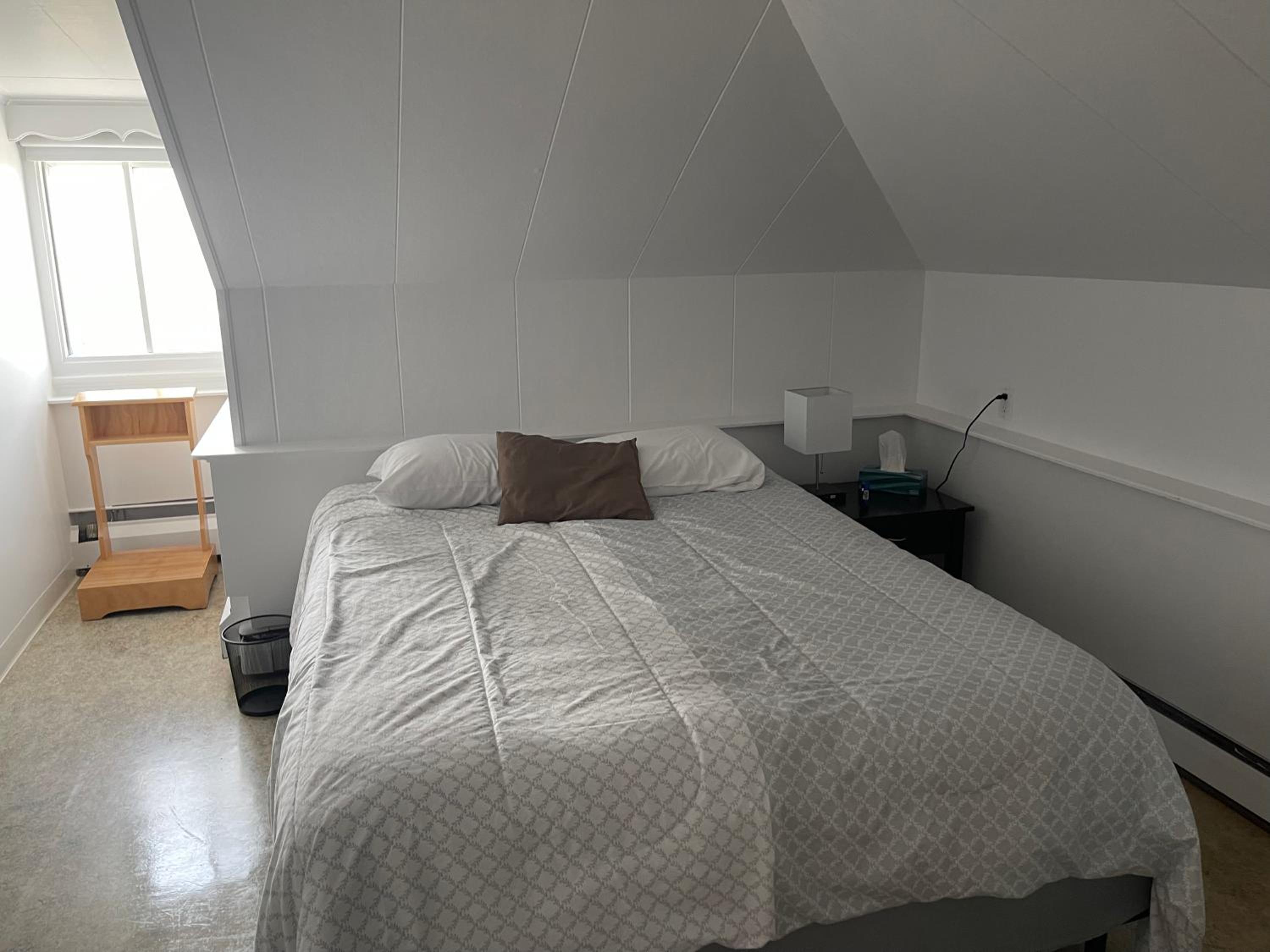 Standard Double Room with Shared Bathroom photo 1
