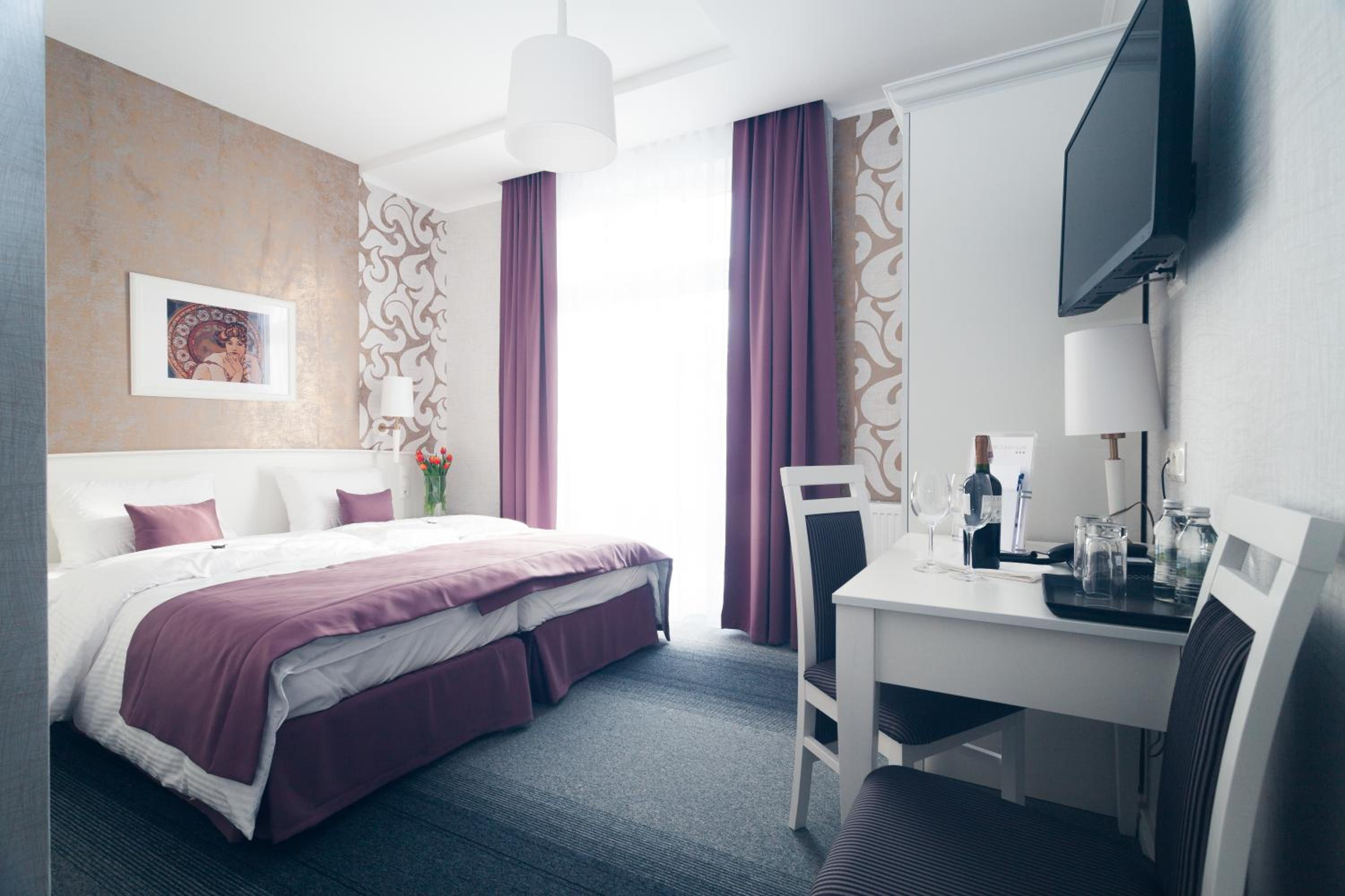 Double Room - Photo 3