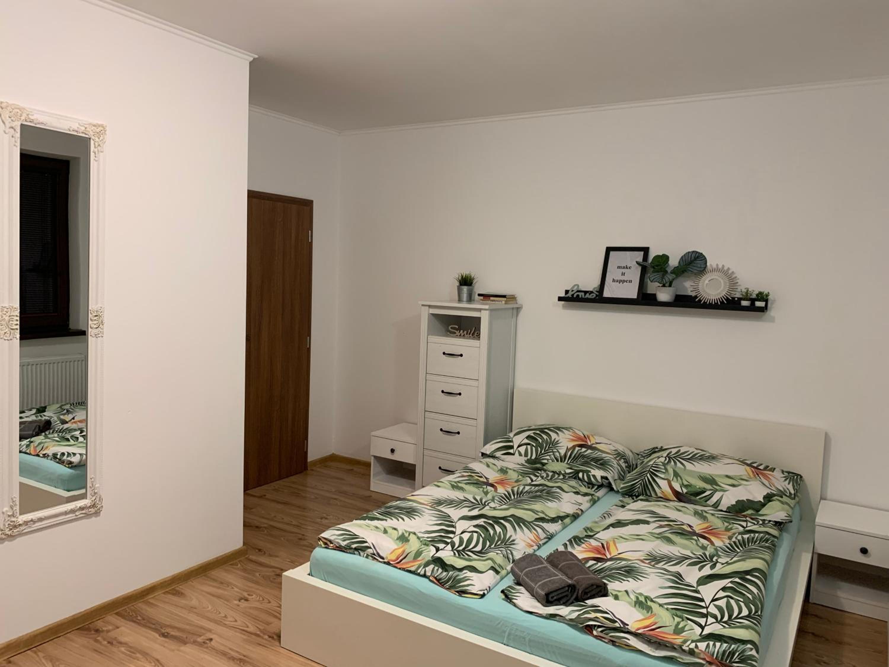 Two-Bedroom Apartment - Photo 10