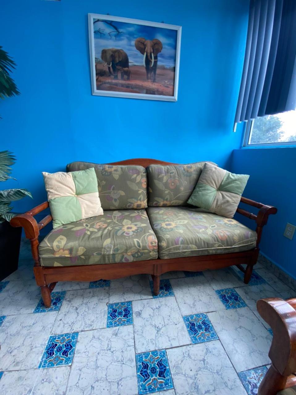 Twin Room - Photo 24