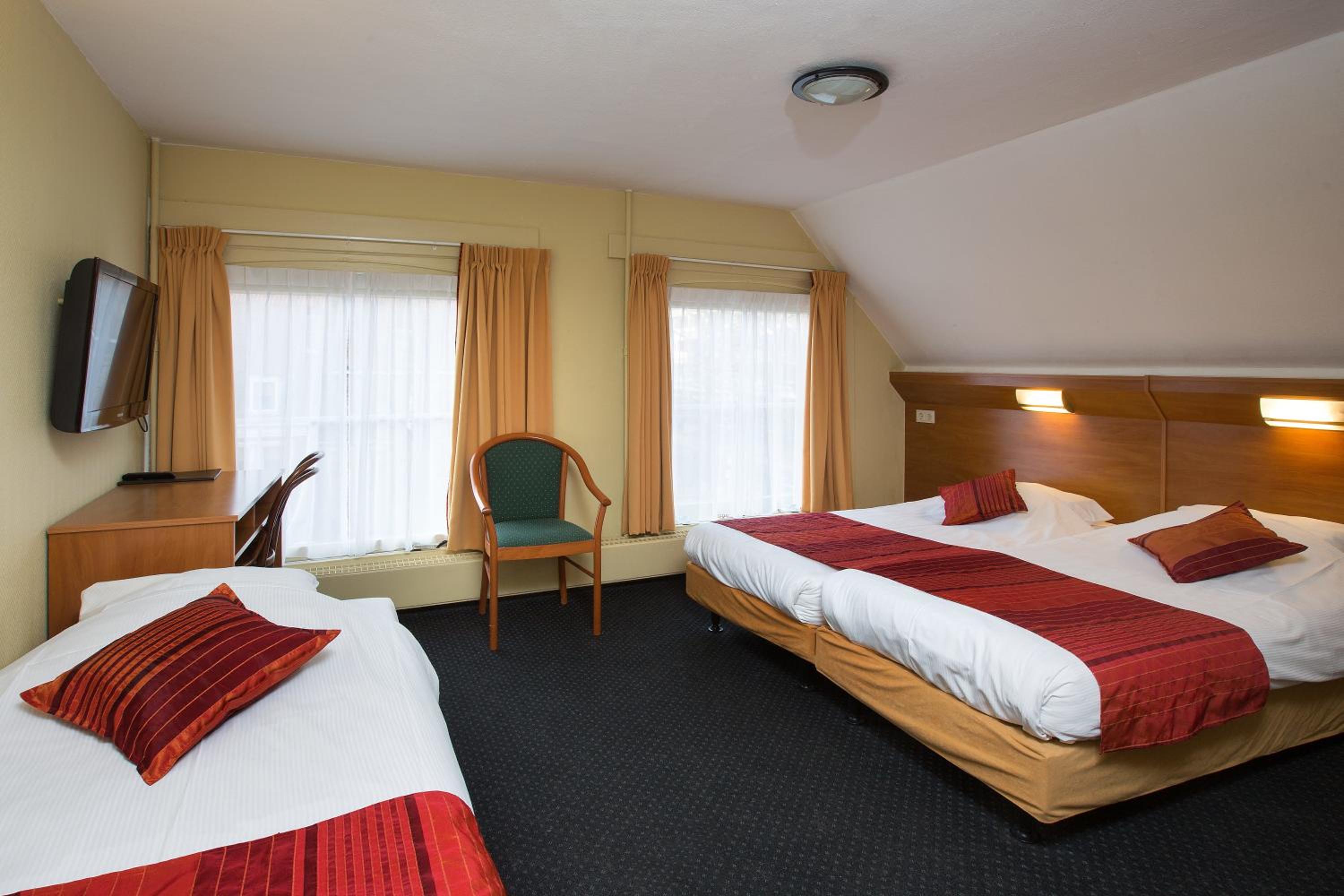 Triple Room - Photo 6