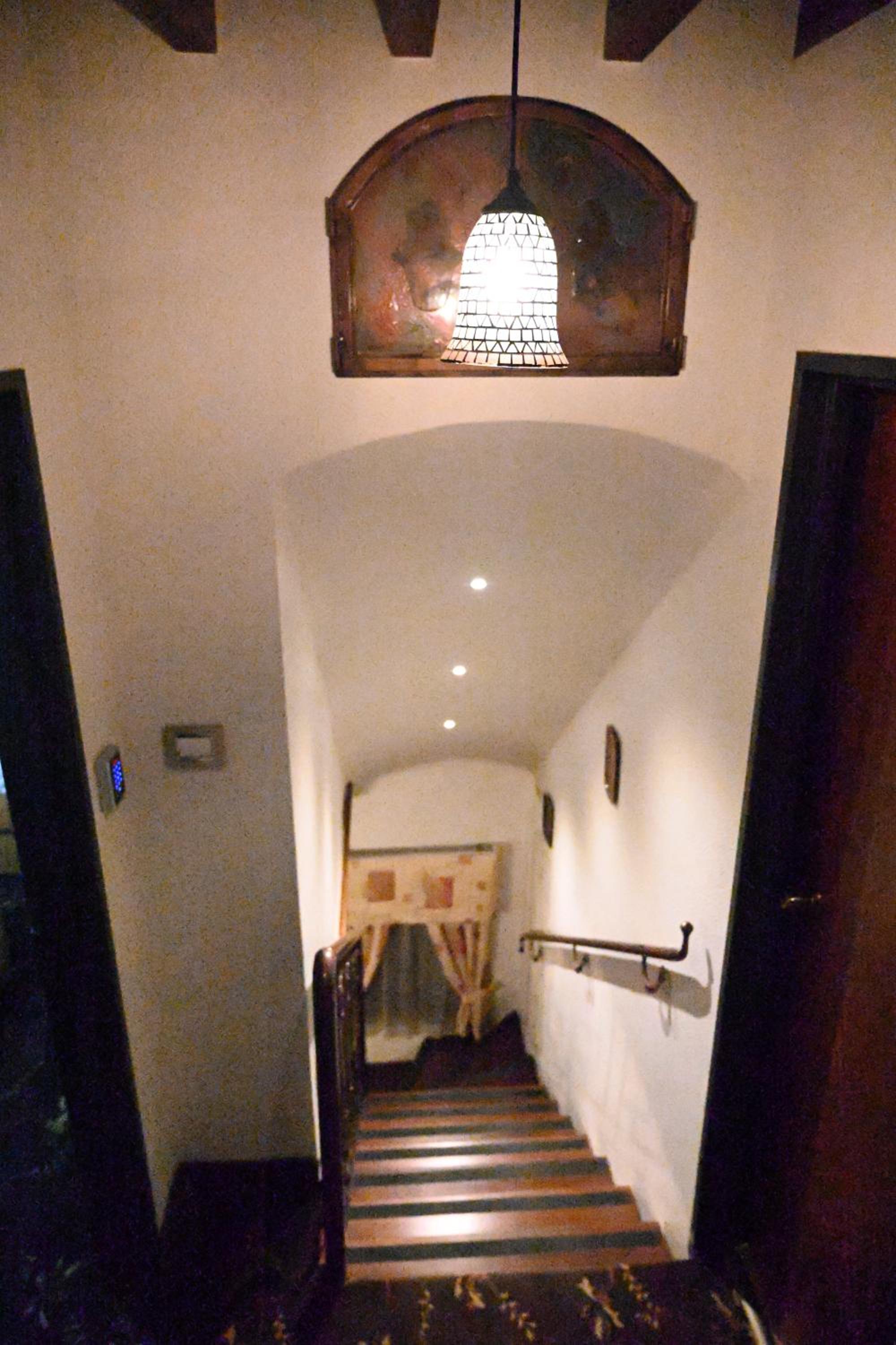 Deluxe Suite with Sea View - Photo 27