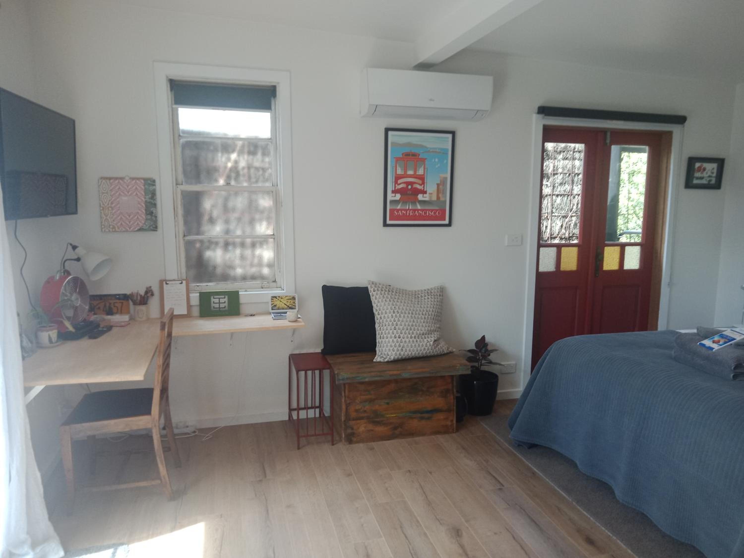 Apartment photo 2
