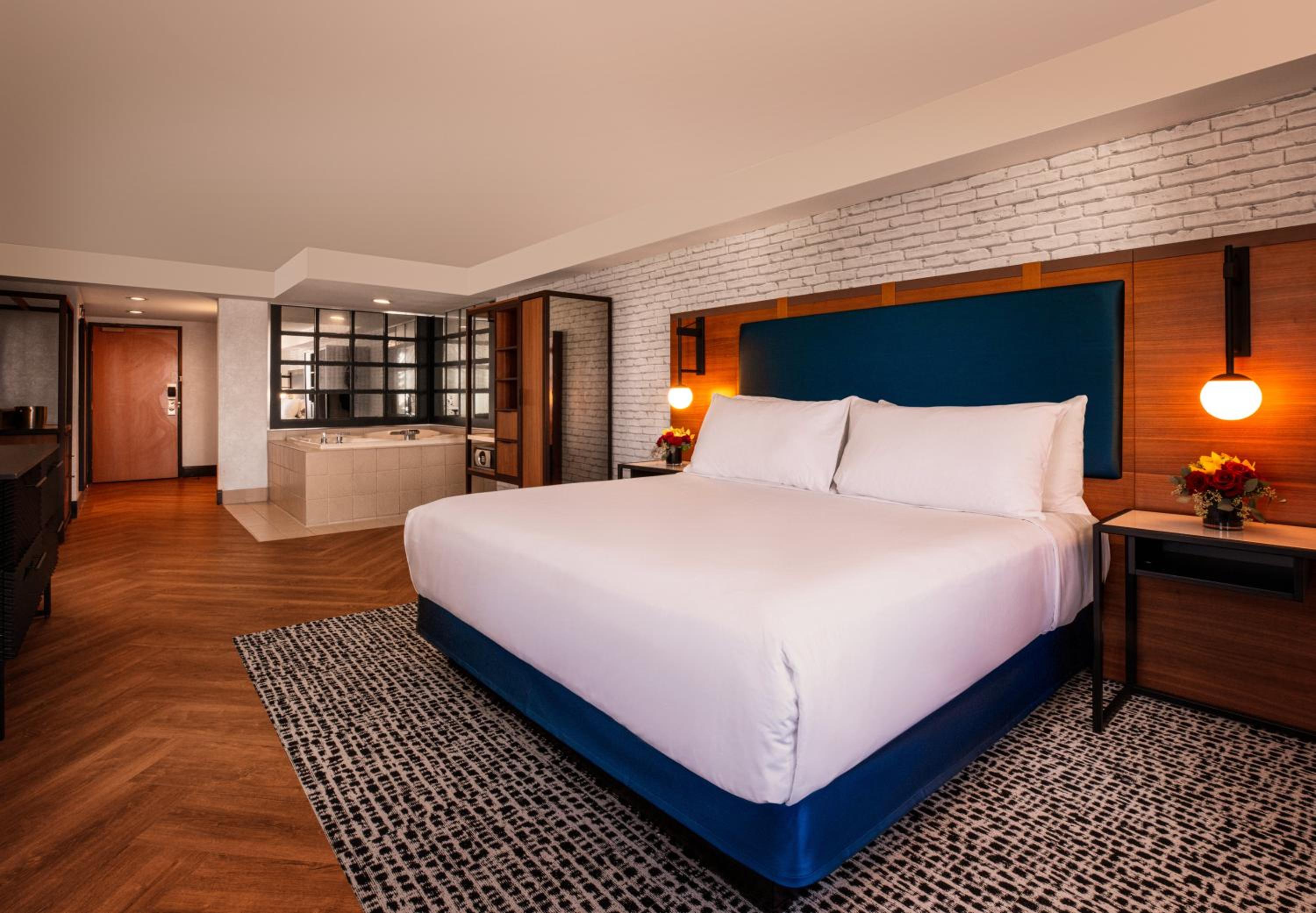 Spa Suite - Photo 1