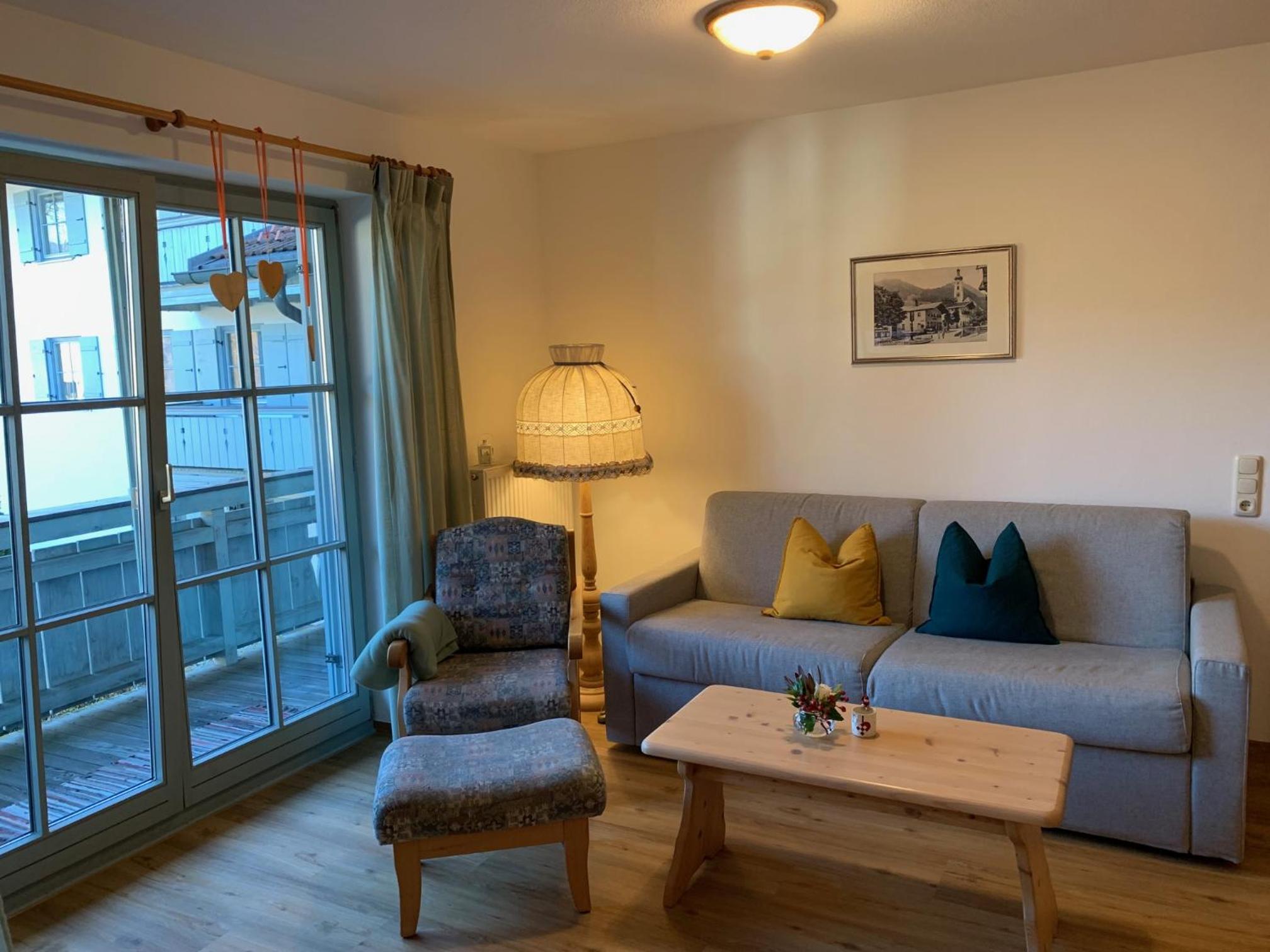 Apartment with Mountain View photo 1