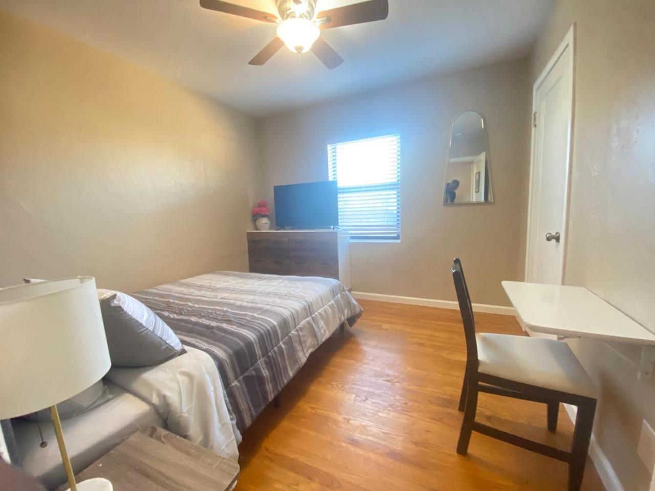 Budget Double Room photo 1