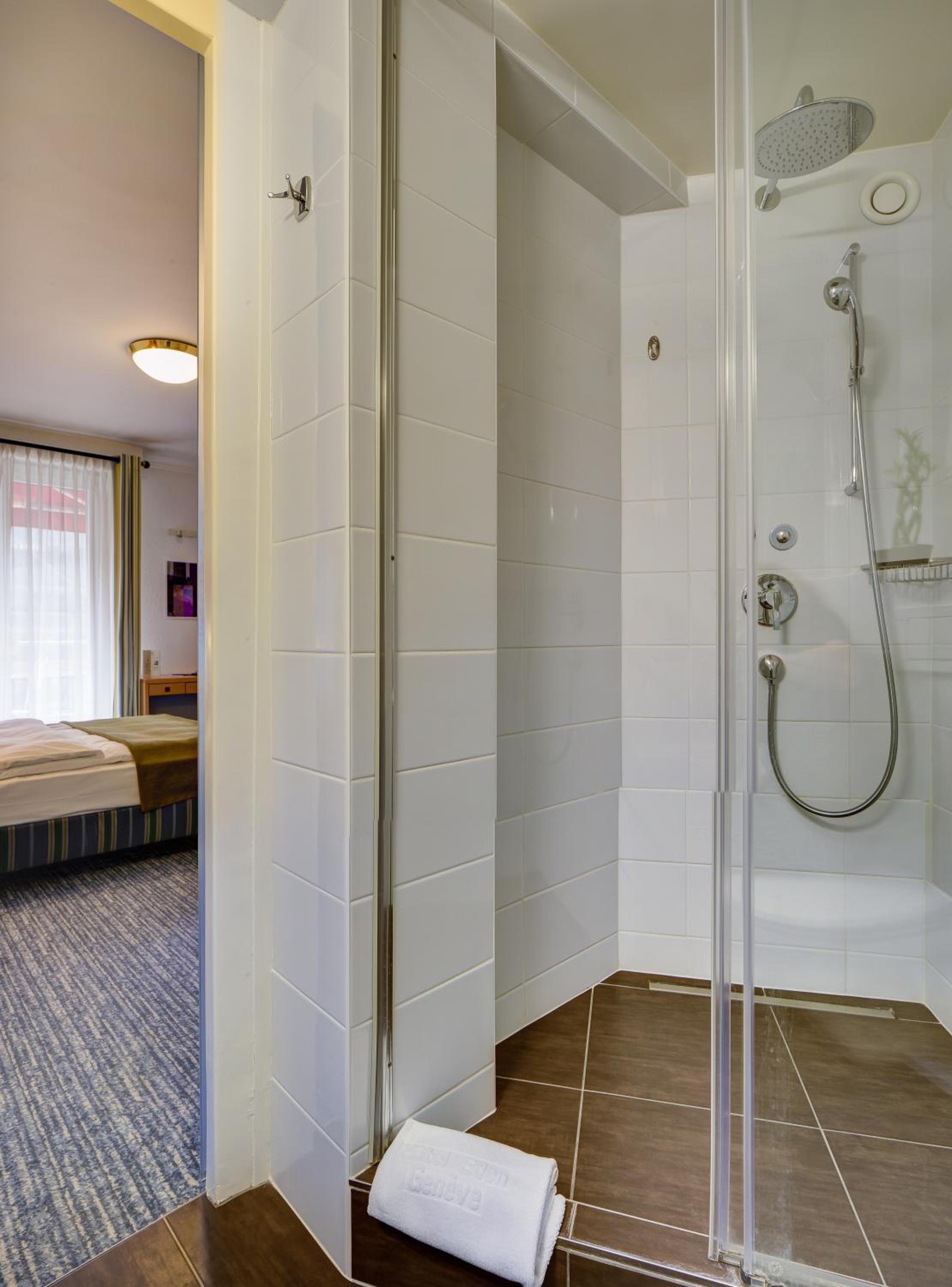 Double Room - Photo 5
