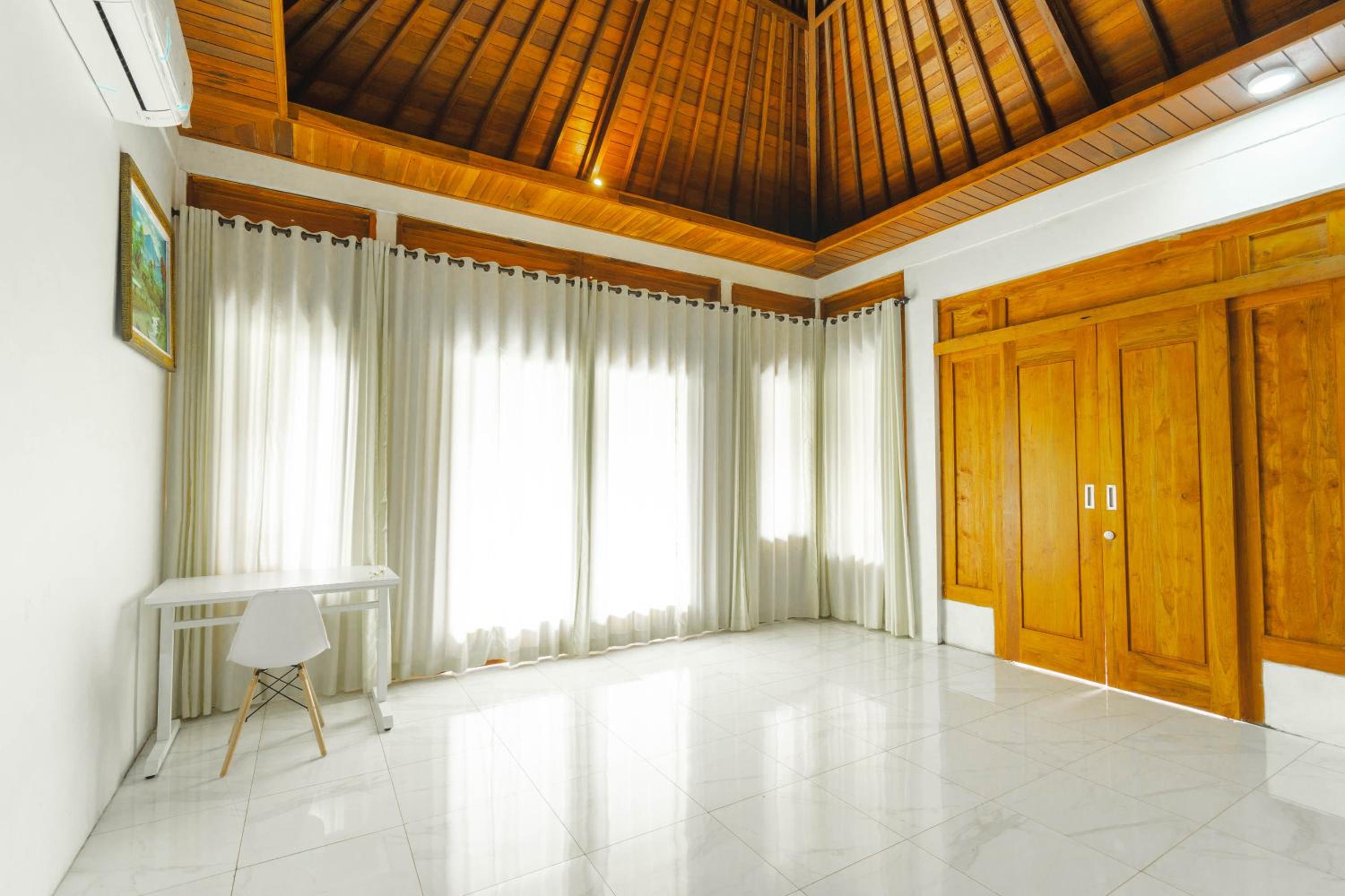Deluxe Bungalow with Garden View - Photo 21