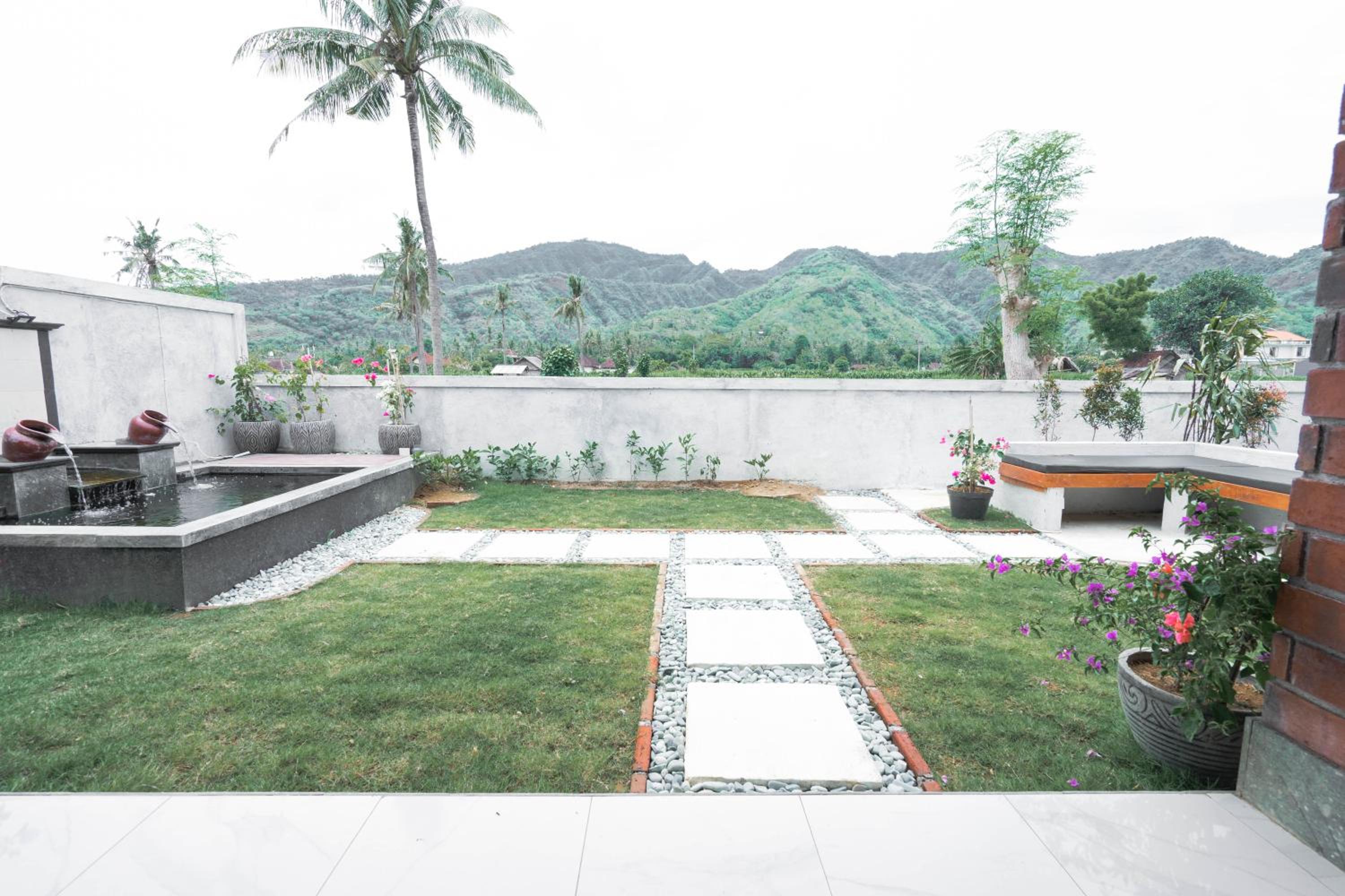 Deluxe Bungalow with Garden View - Photo 12