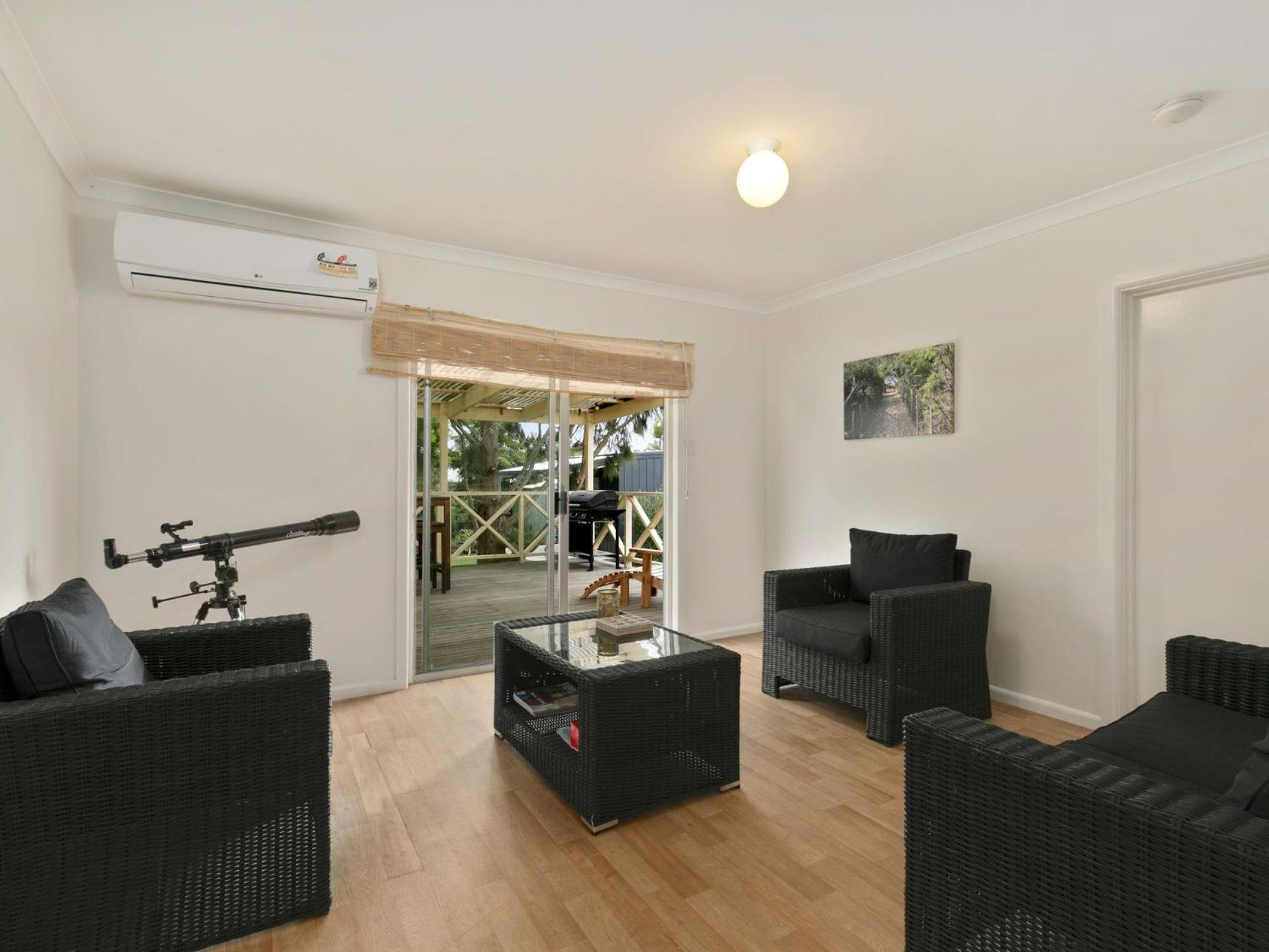 Three-Bedroom House photo 1