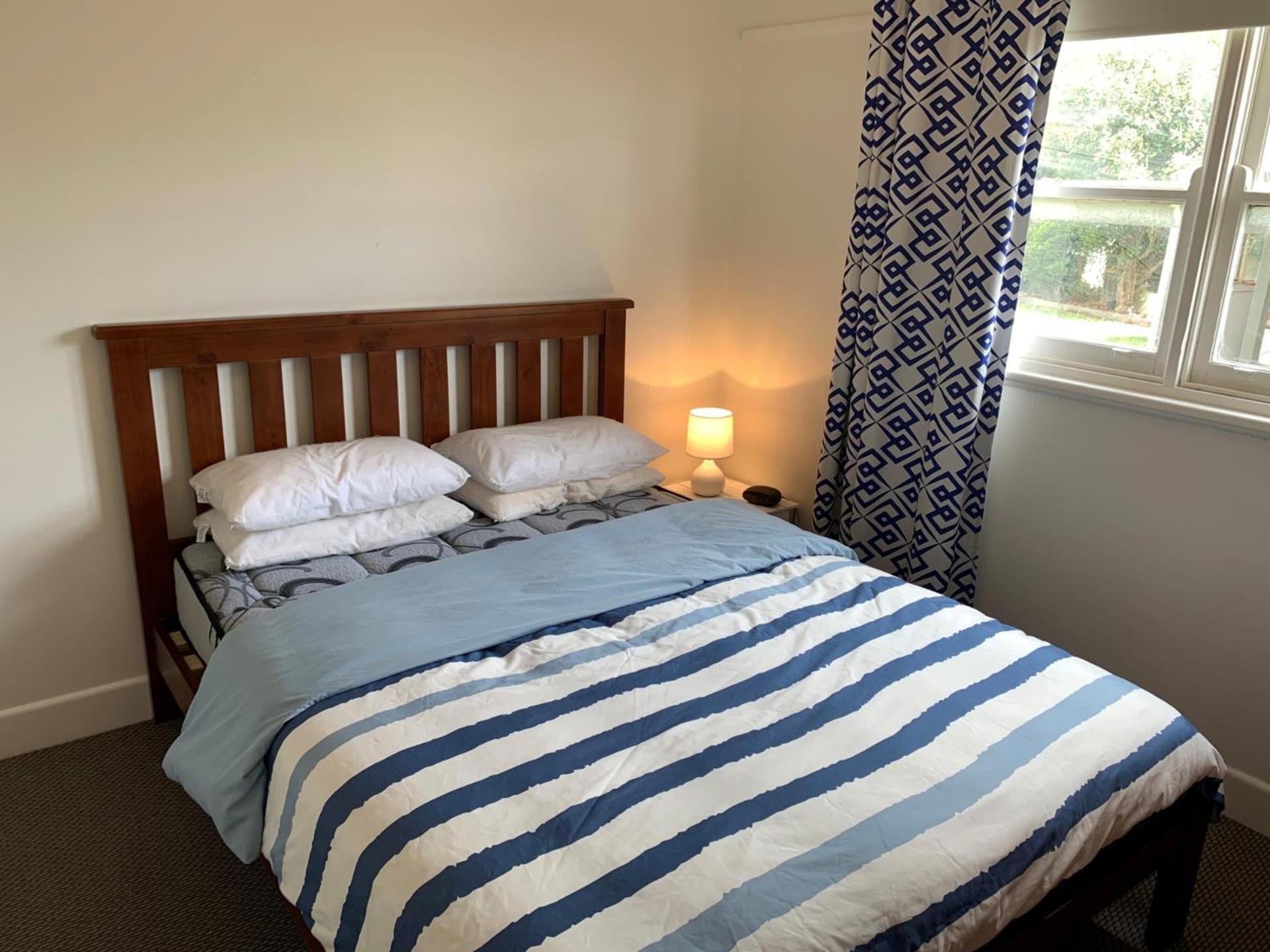 Three-Bedroom House photo 3