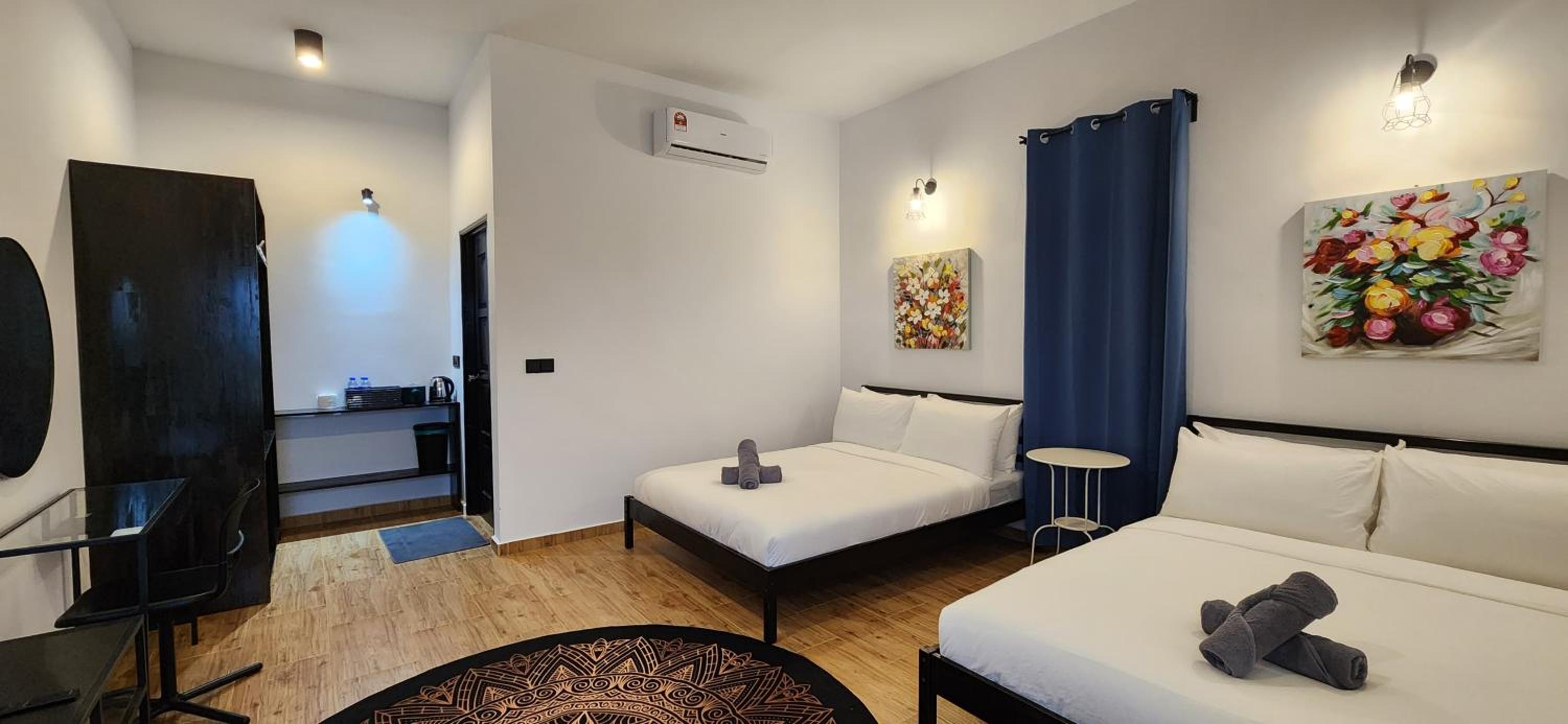 Superior Queen Room with Two Queen Beds