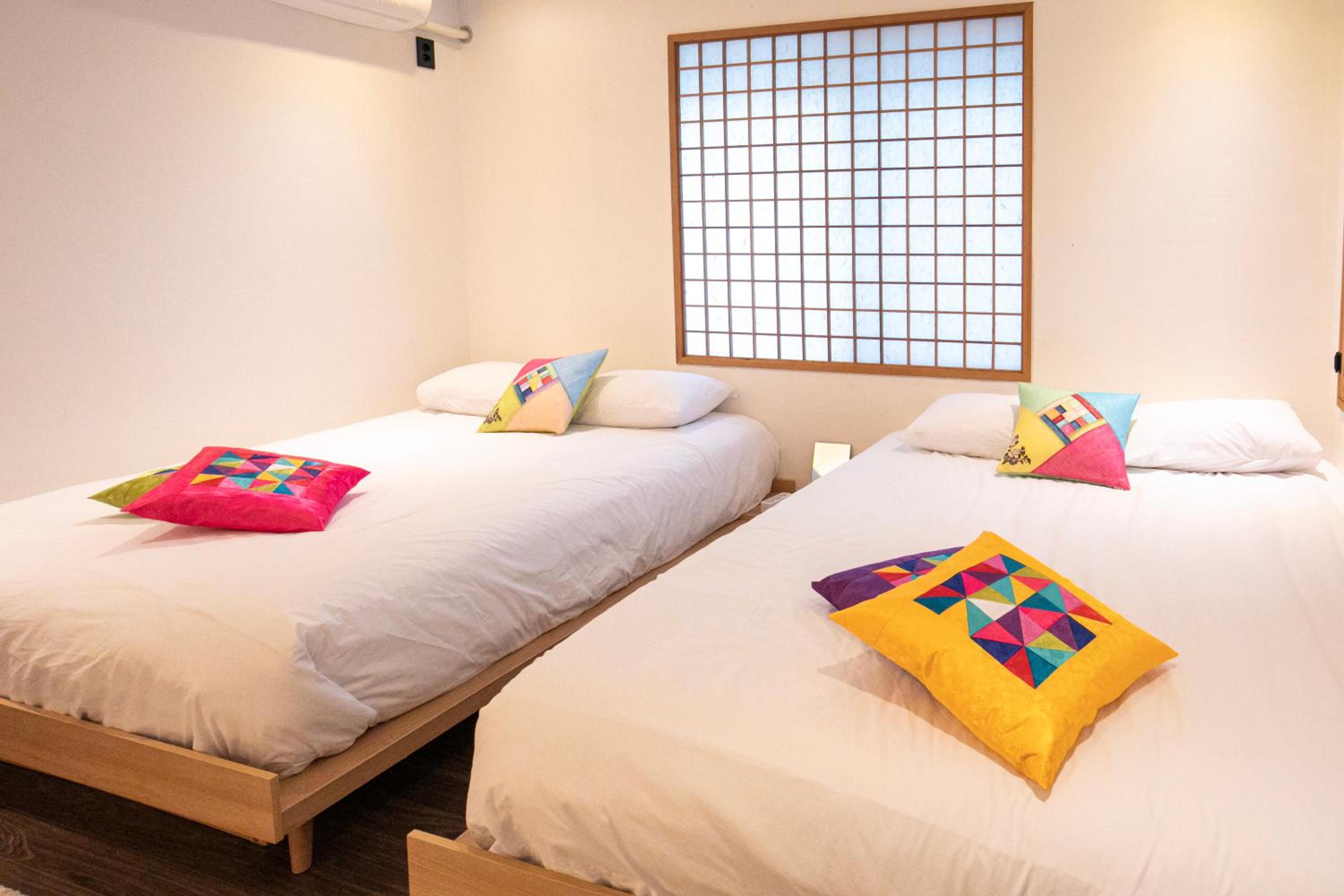 Quadruple Room with Private External Bathroom - Photo 13