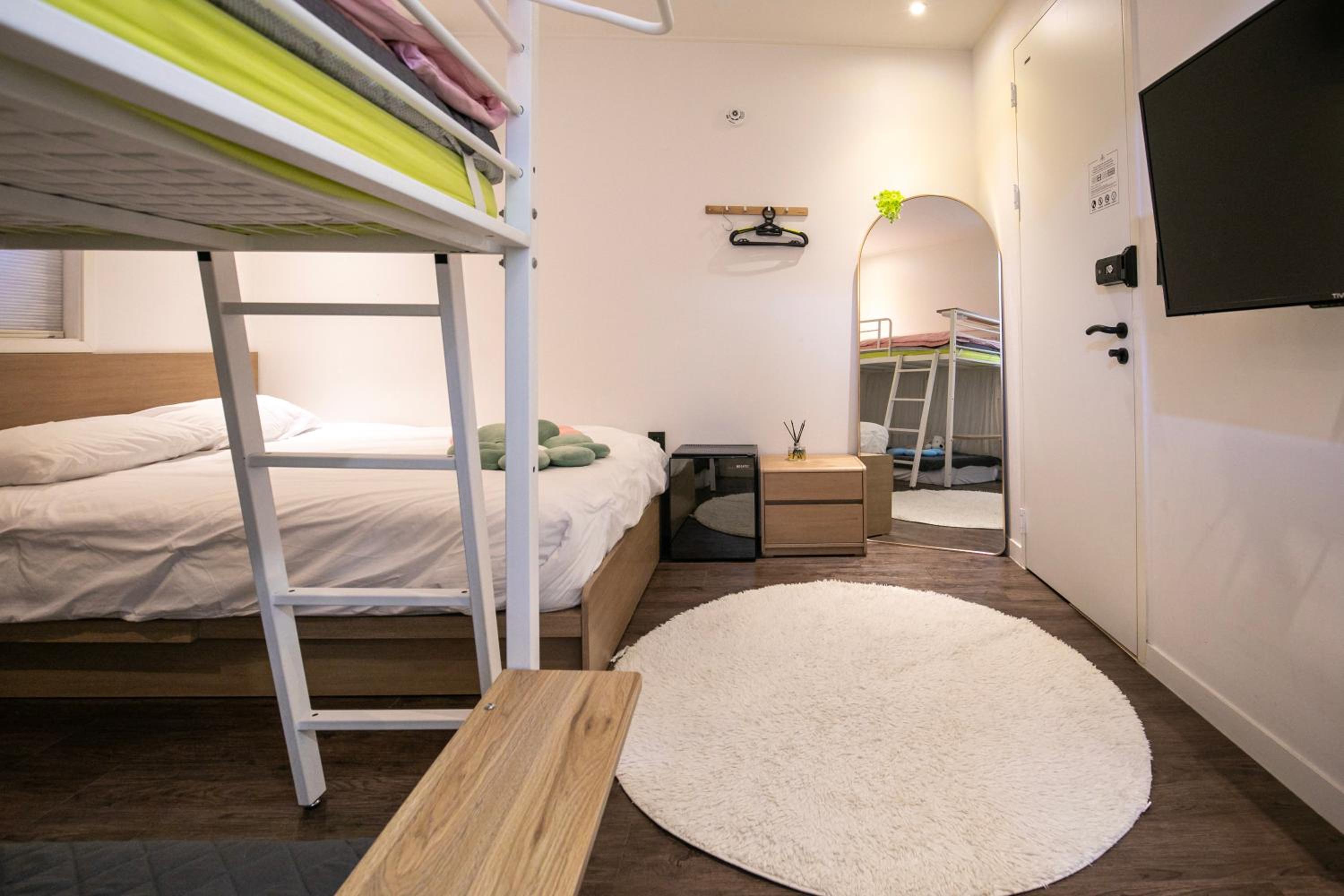 Deluxe Triple Room - Photo 3