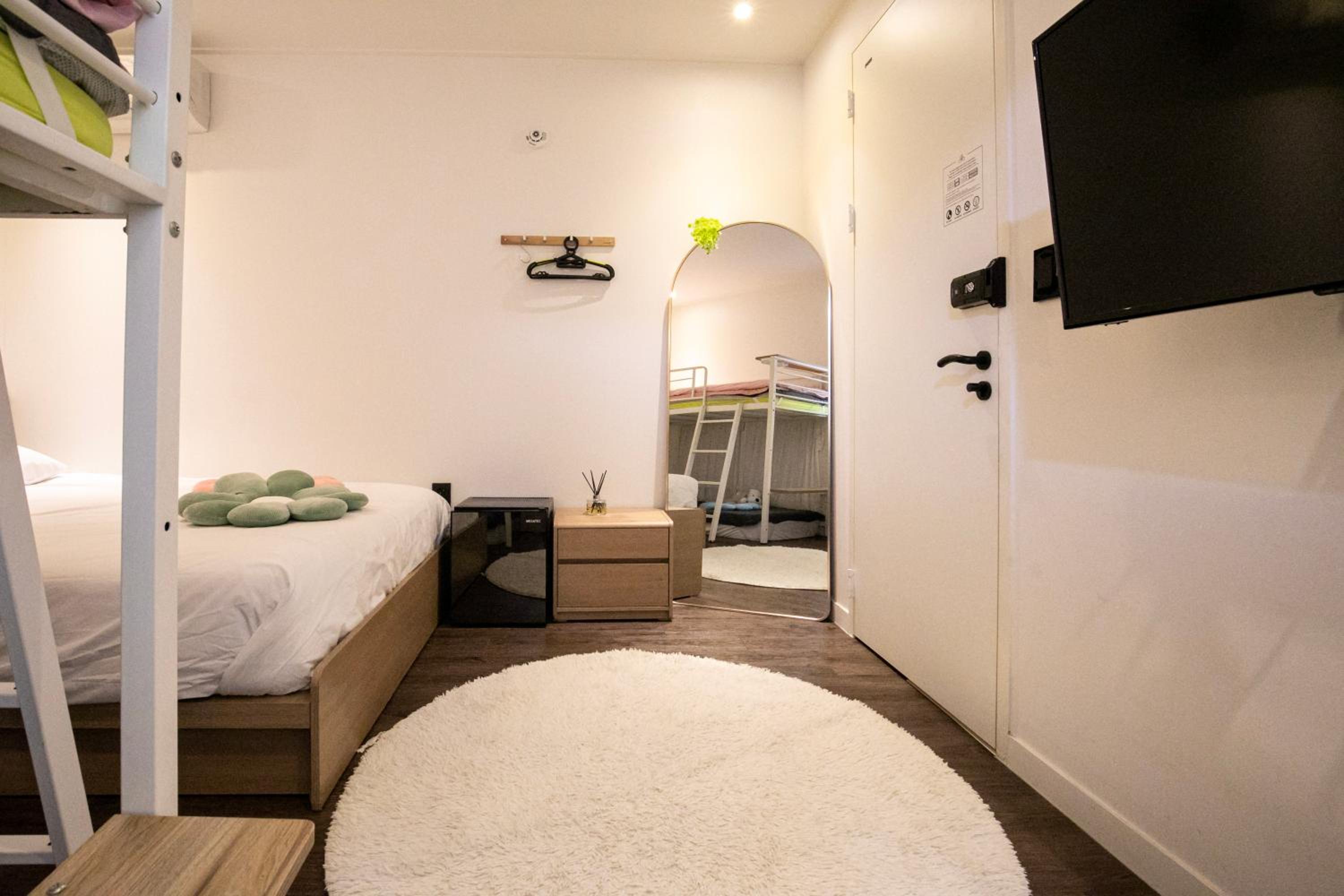 Deluxe Triple Room - Photo 5
