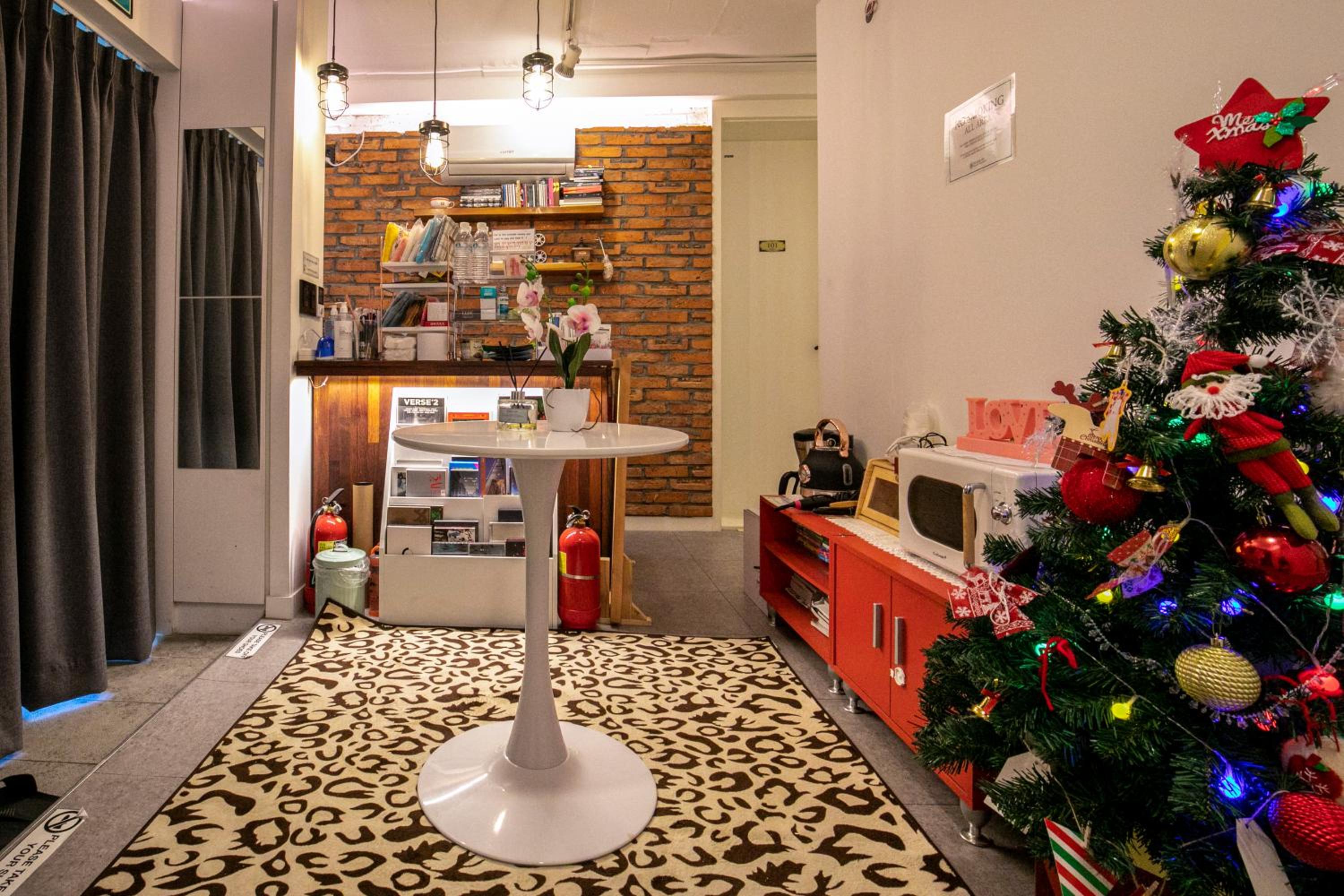 Double Room with Garden View - Photo 19