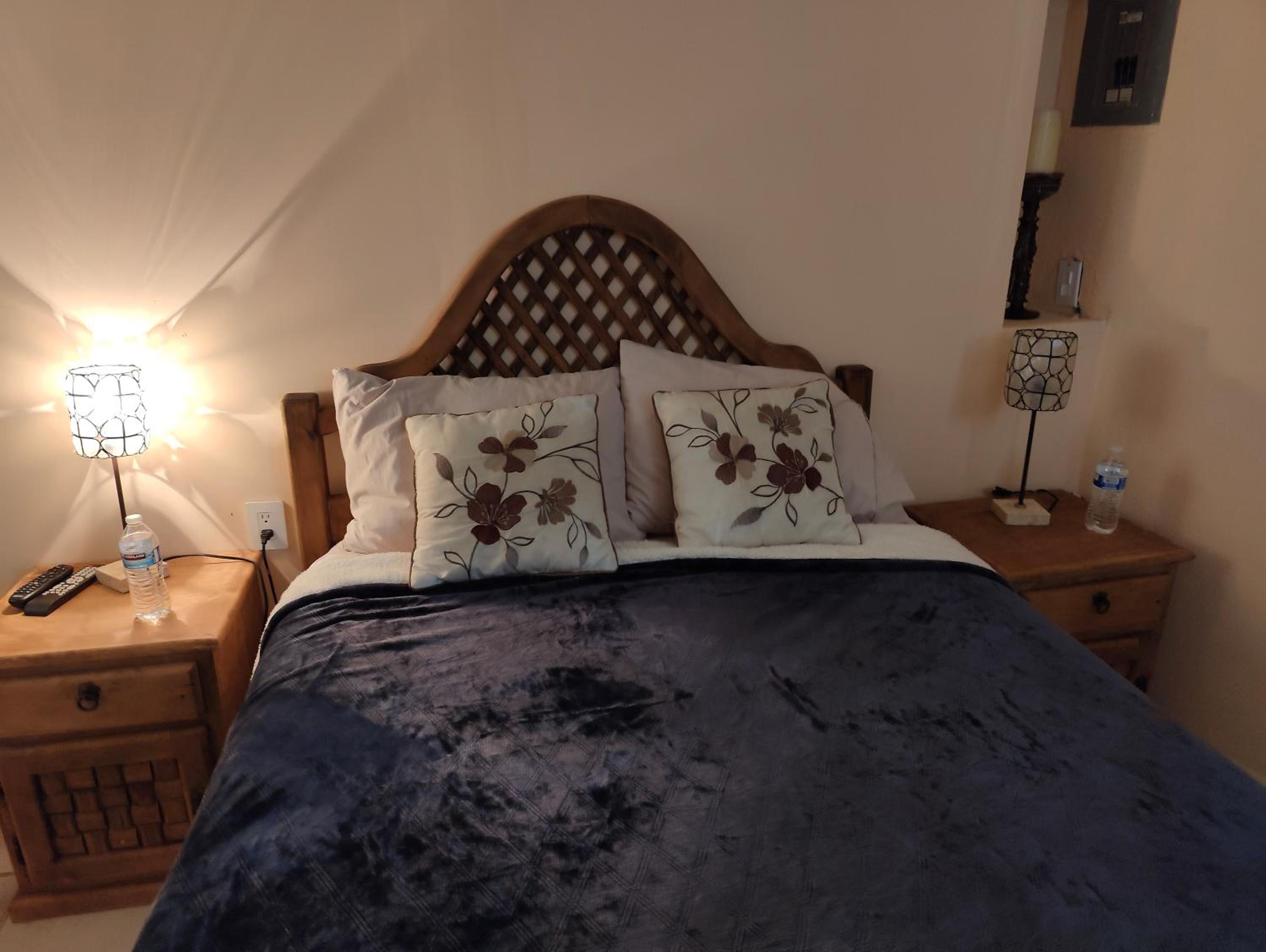 Double Room with Private Bathroom - Photo 1