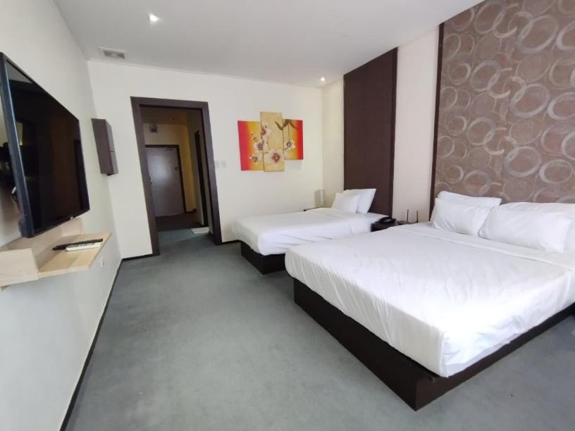 Deluxe Room - Photo 4