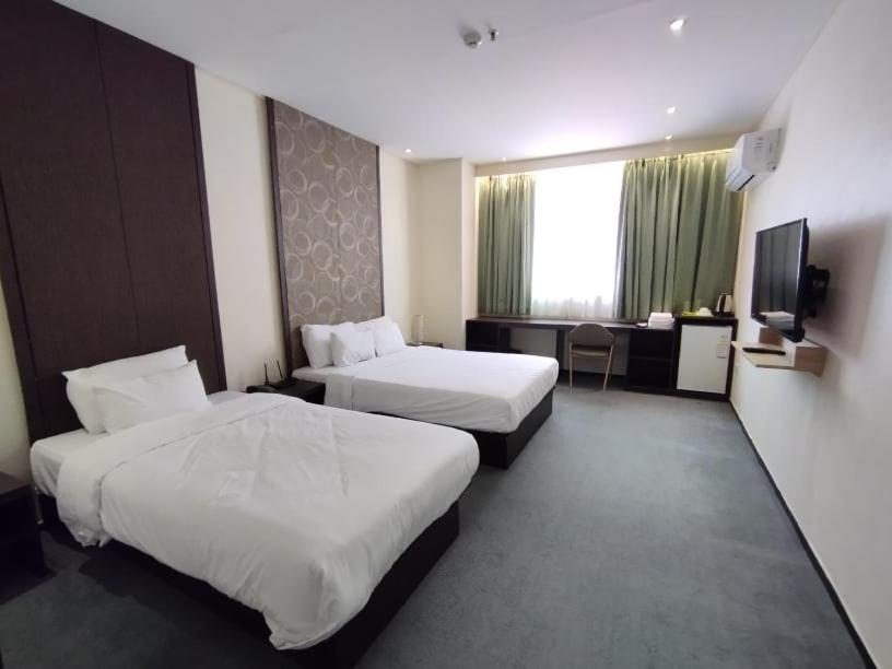 Deluxe Room - Photo 3