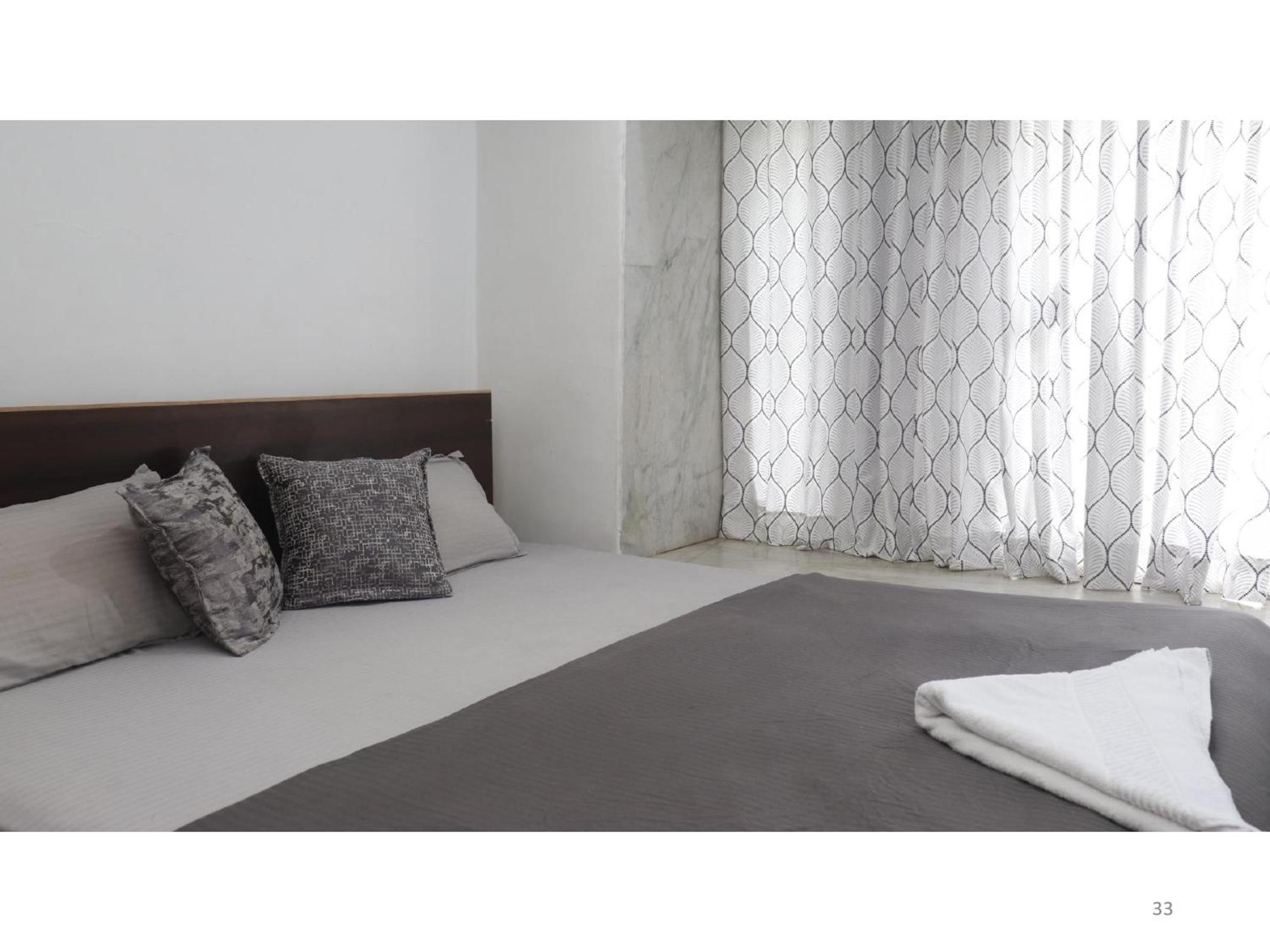 Three-Bedroom Villa photo 3