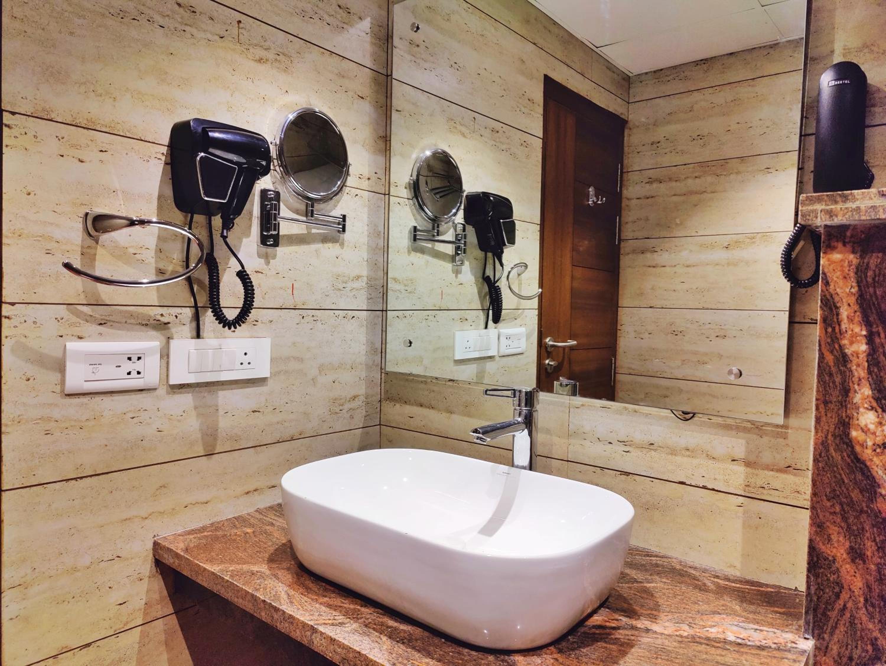 Executive Suite photo 2