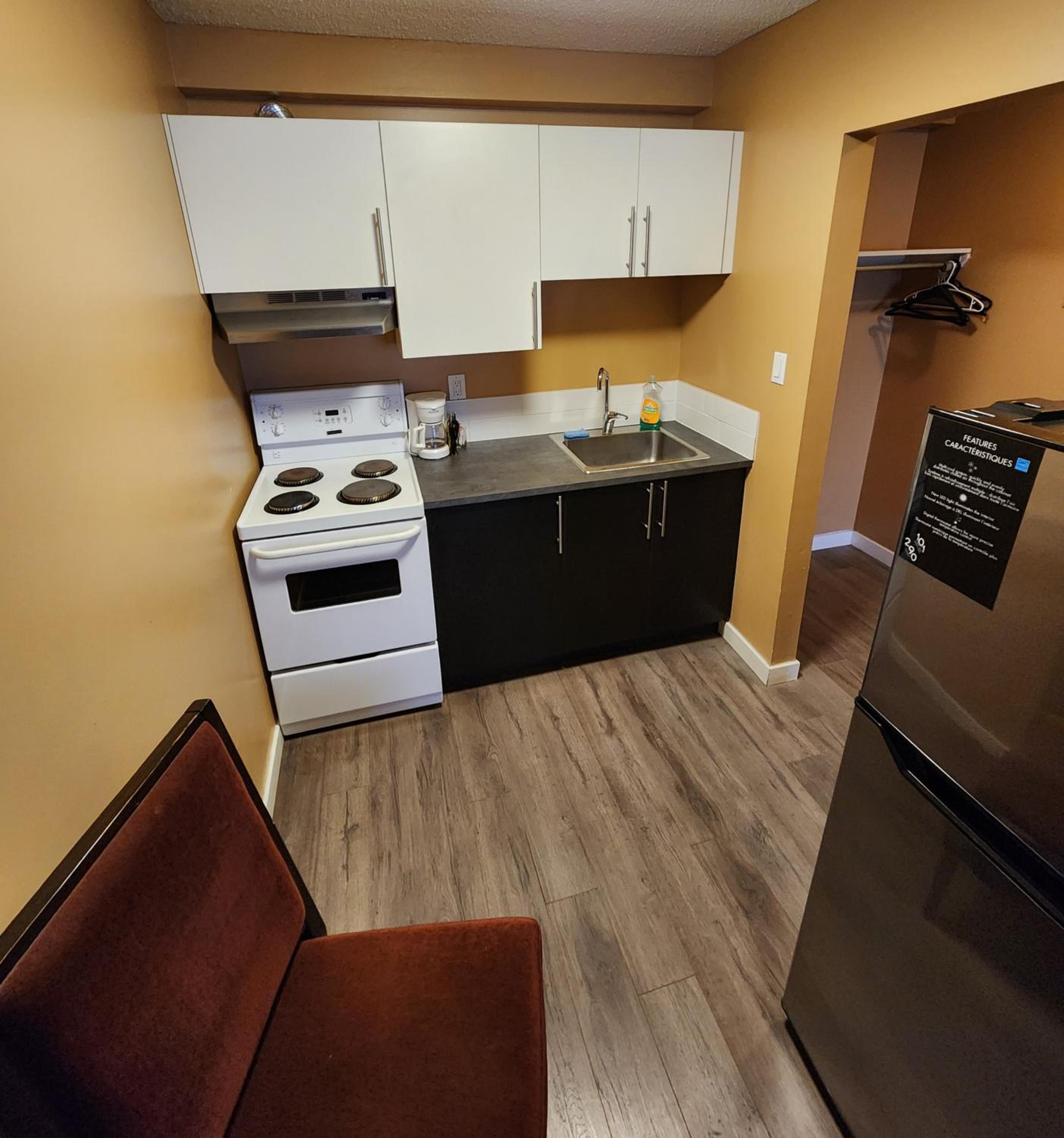 Single Room with Kitchenette photo 2