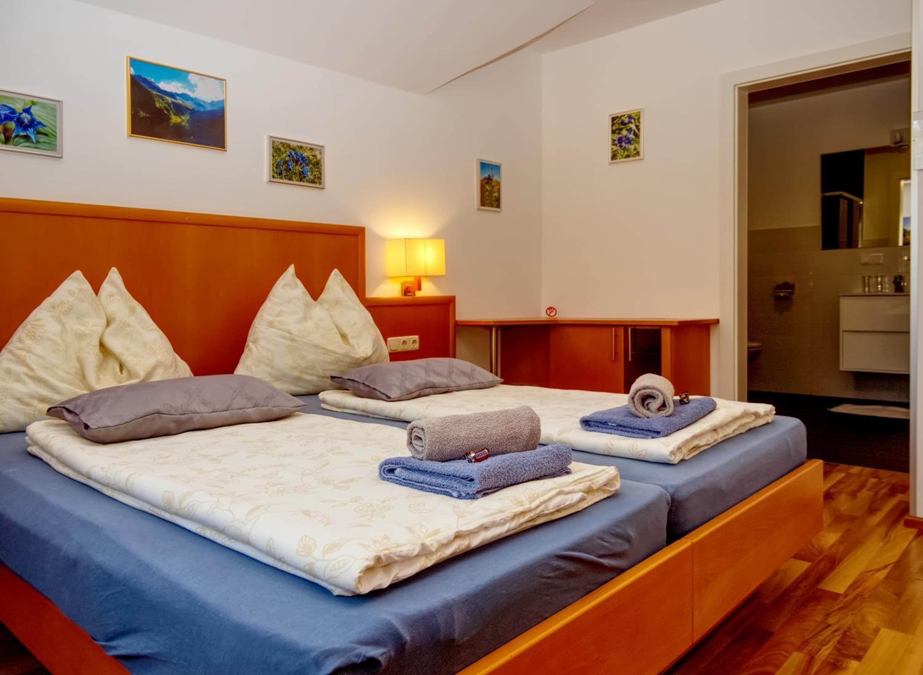Double or Twin Room - Photo 2