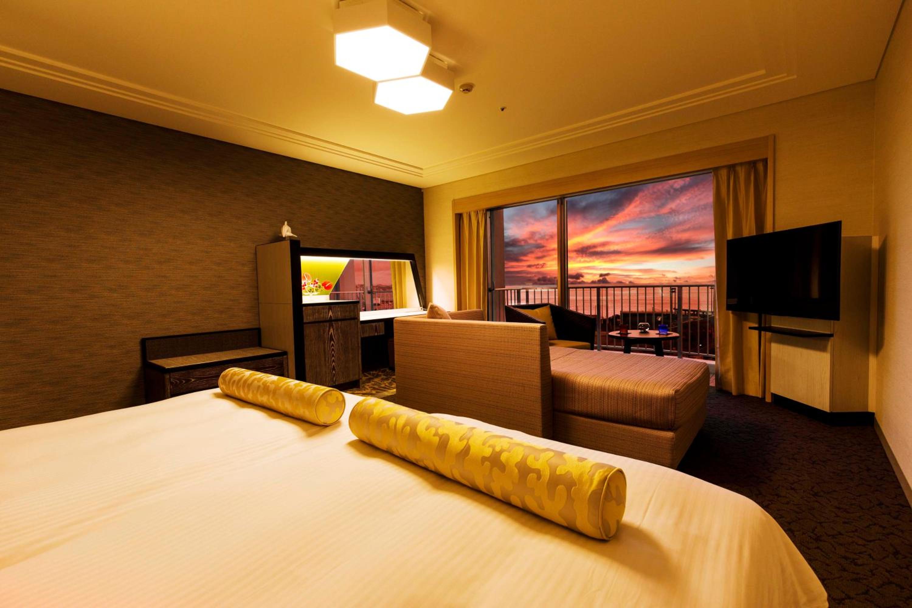 Twin Room - East Wing B - Non-Smoking - Photo 3